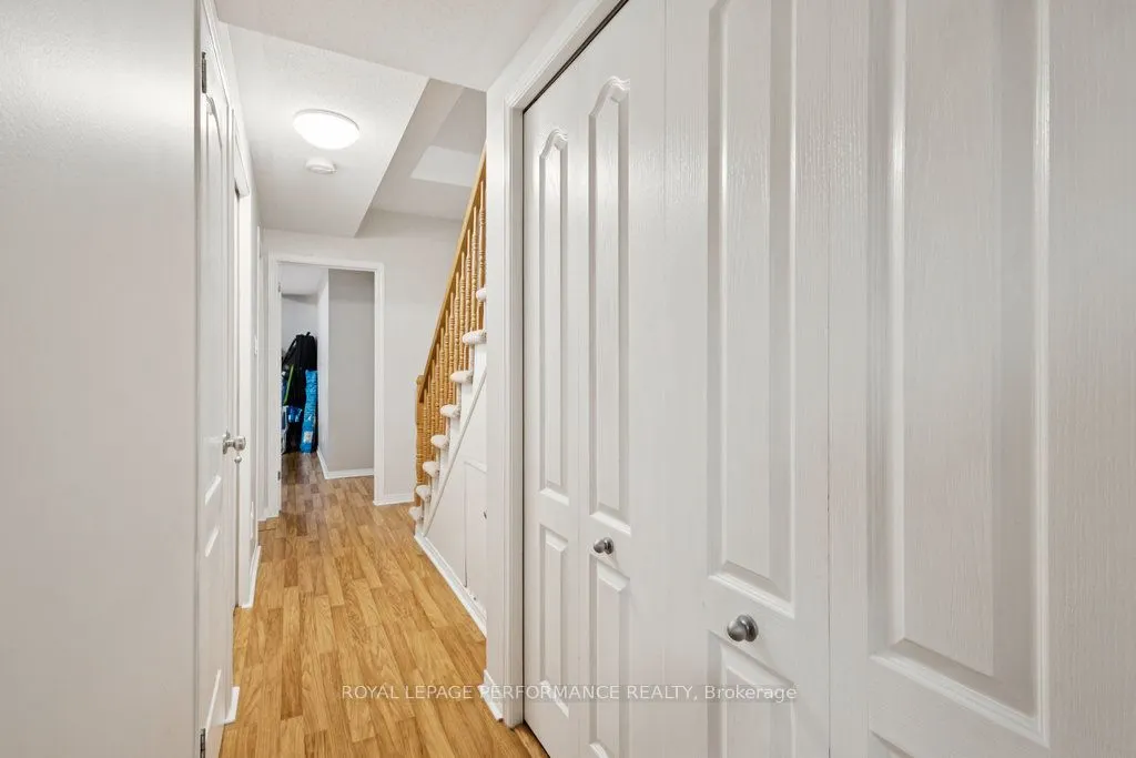 90 Steele Park Private