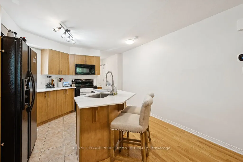 90 Steele Park Private