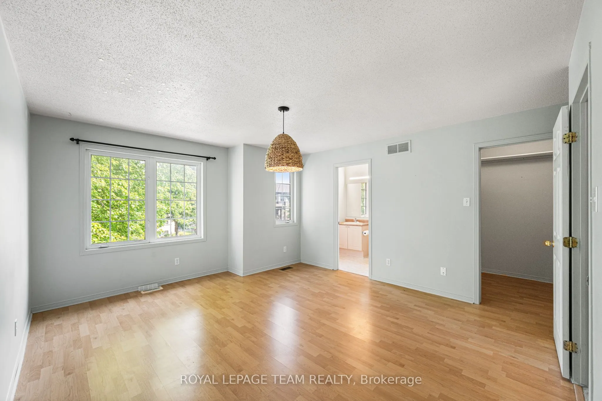 156 Claridge Drive