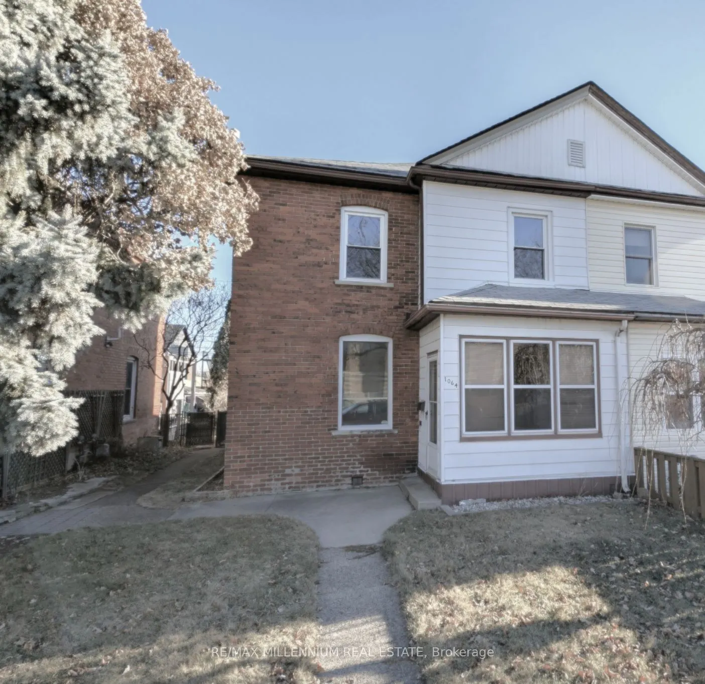 1064 Monmouth Road