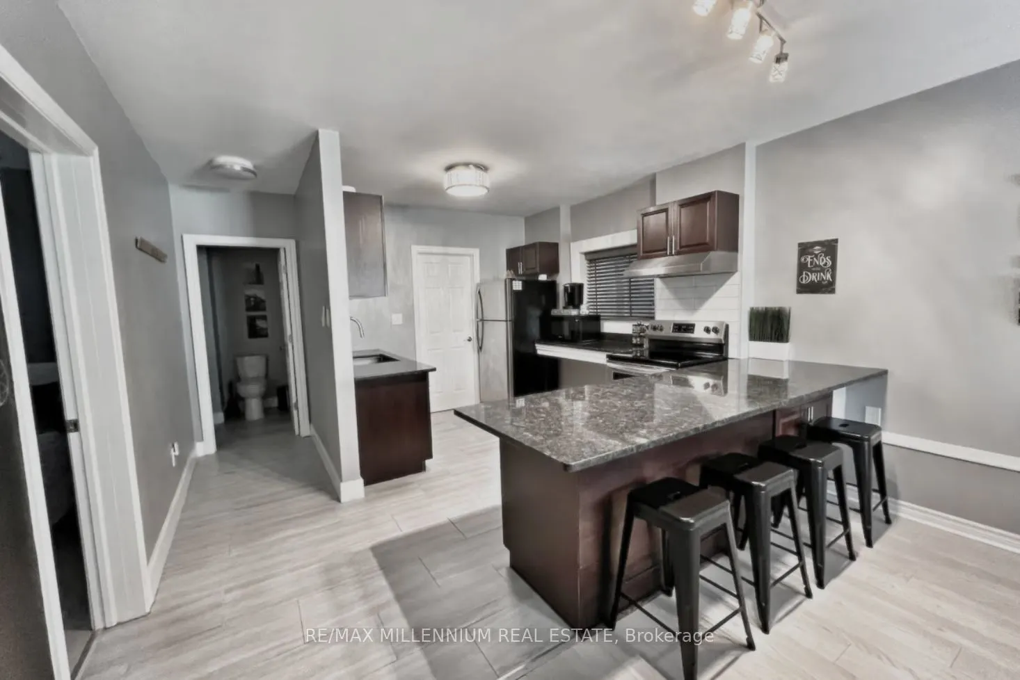 1064 Monmouth Road