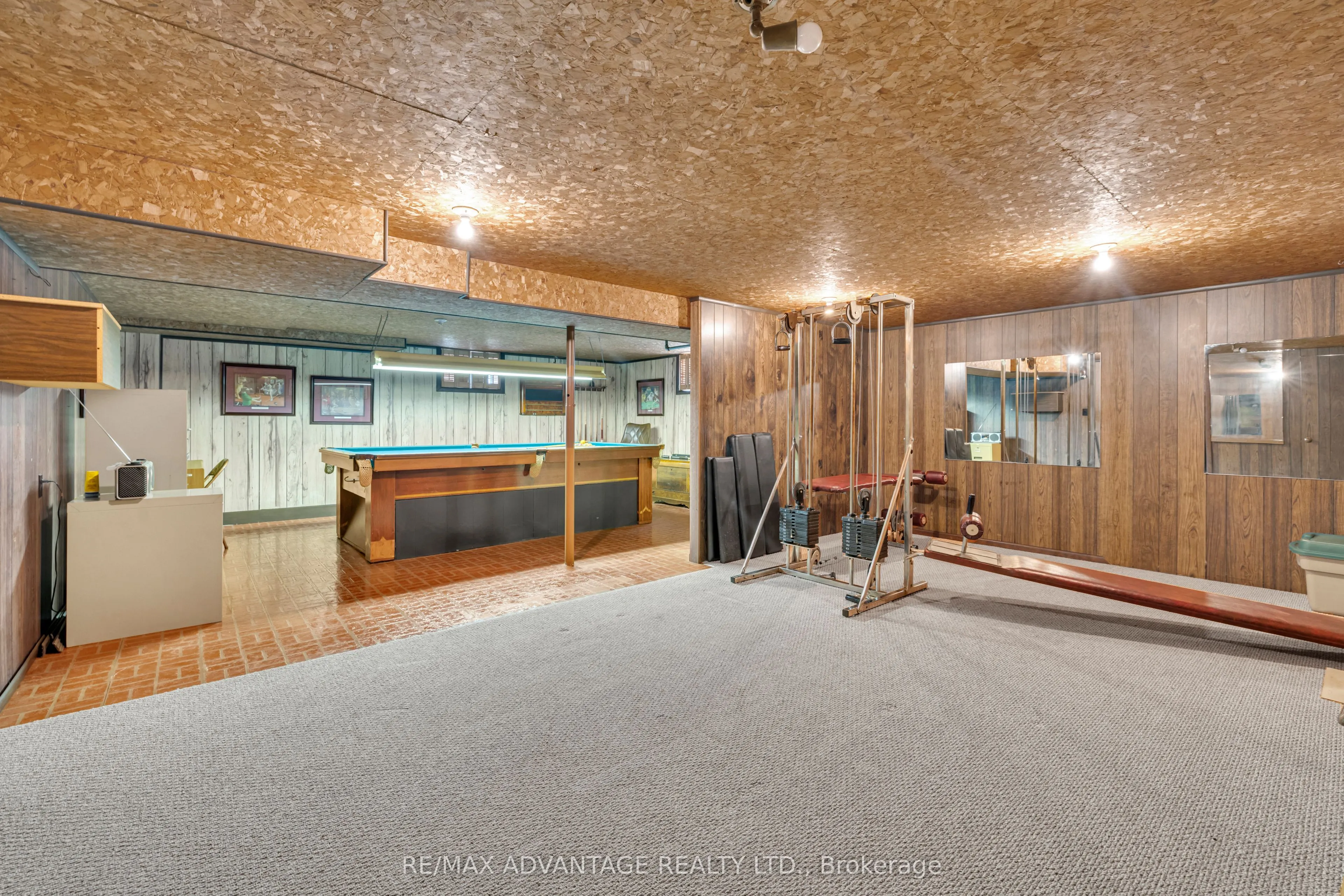 2360 Leonard Road