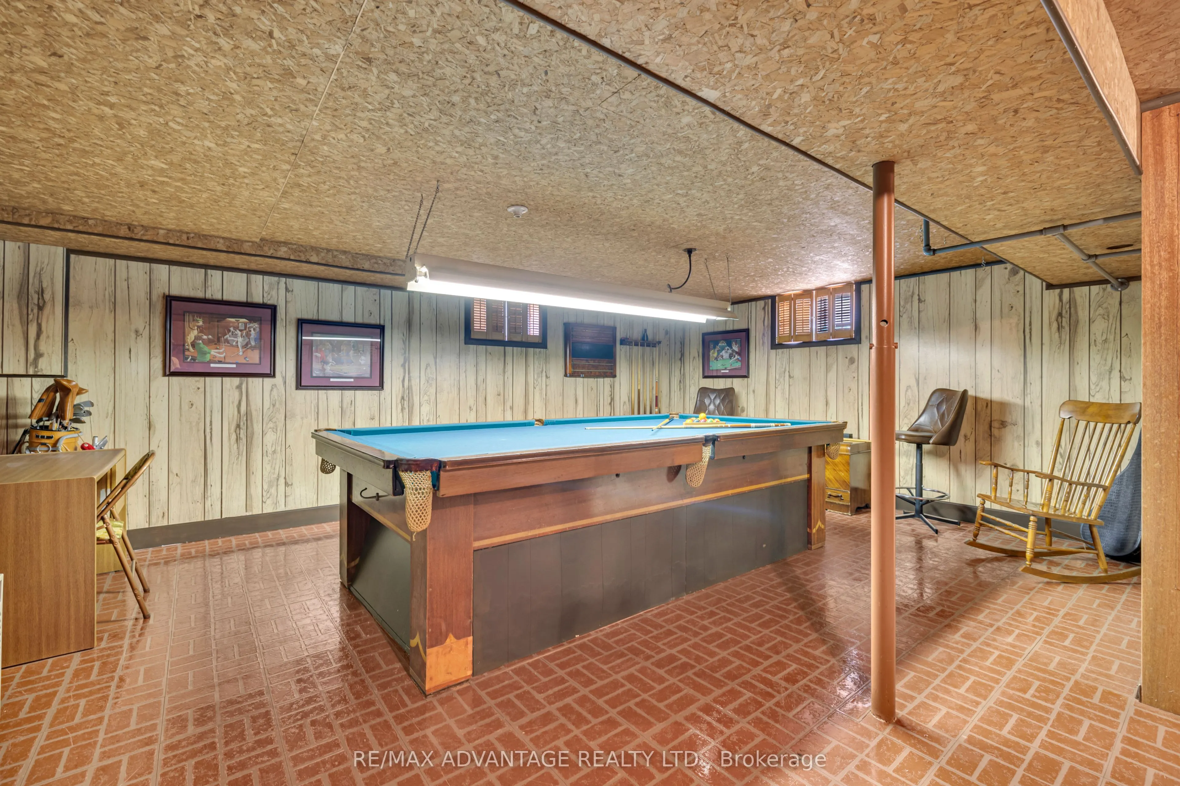 2360 Leonard Road