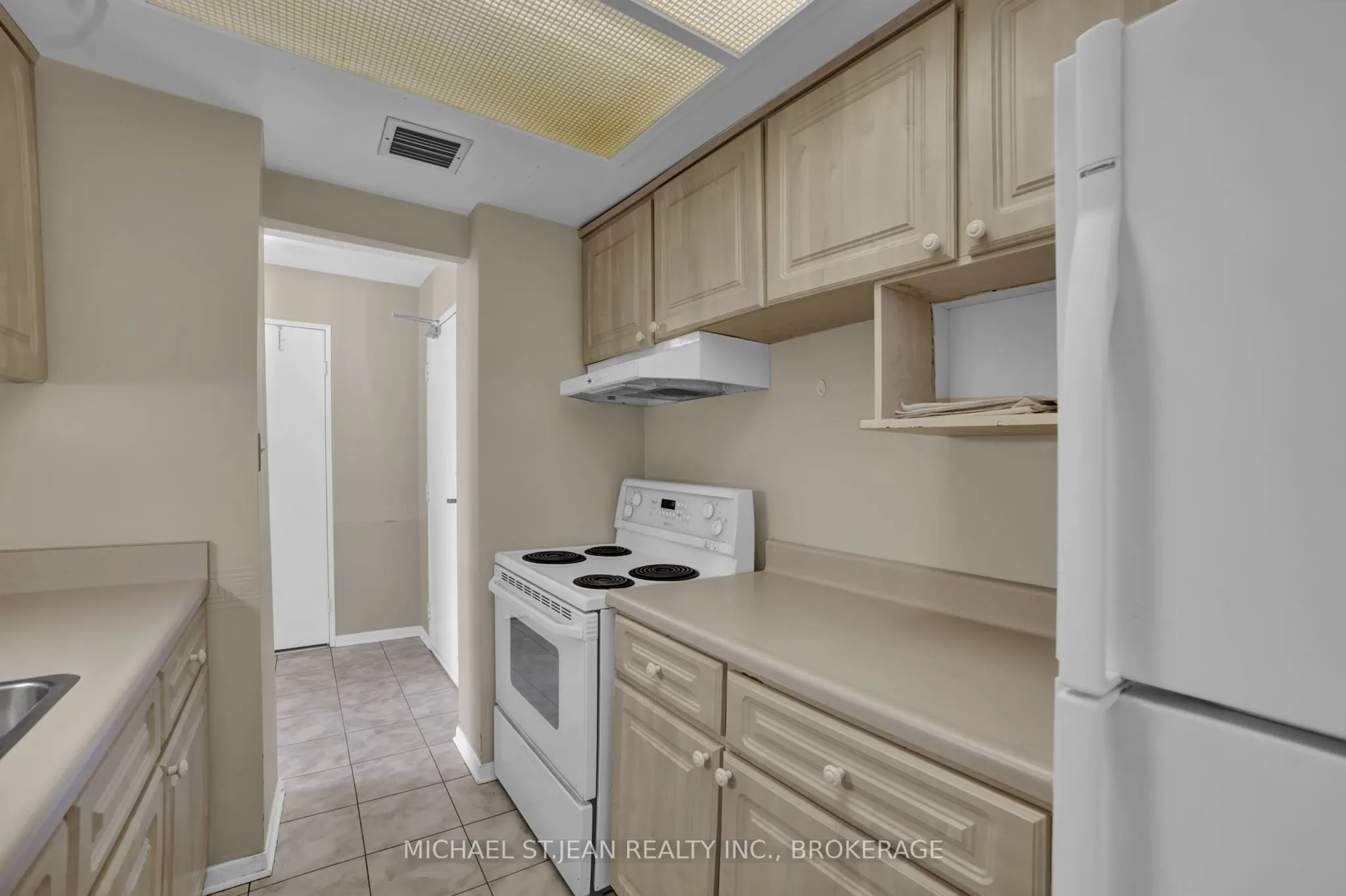 120 Duke Street, #1204