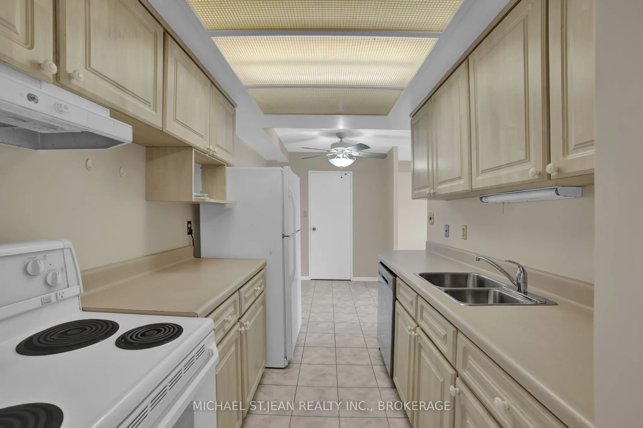 120 Duke Street, #1204
