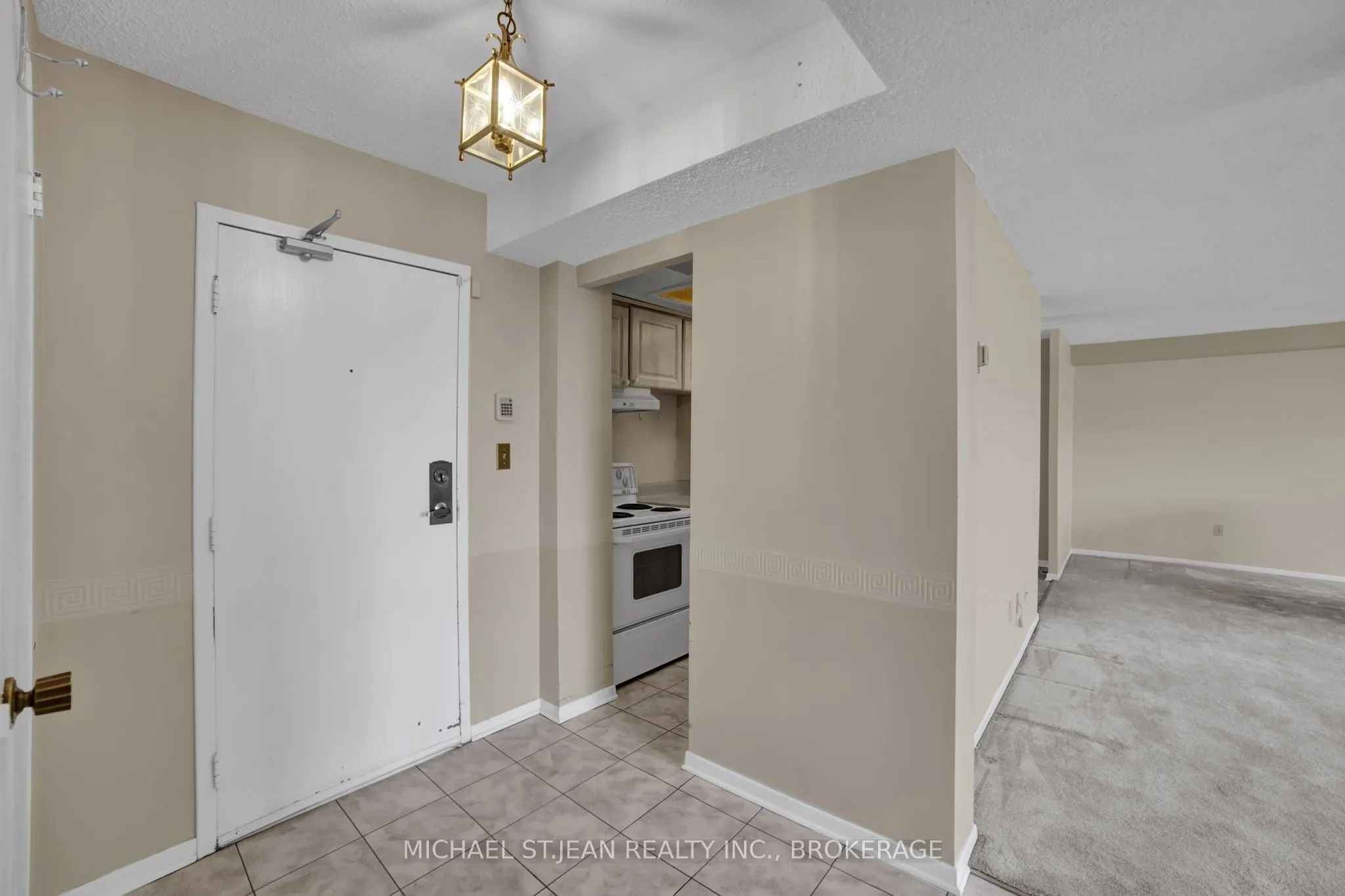 120 Duke Street, #1204