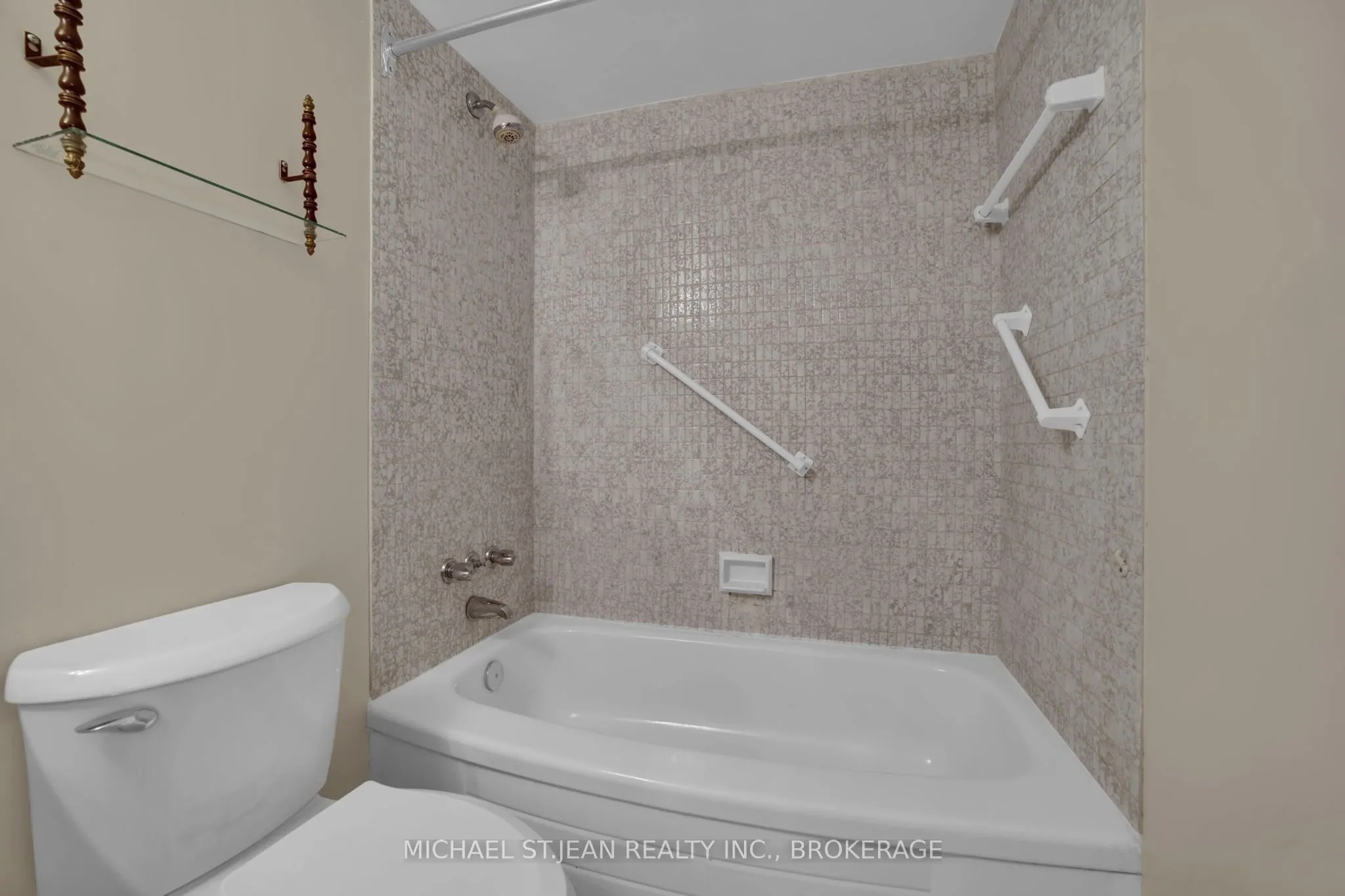120 Duke Street, #1204