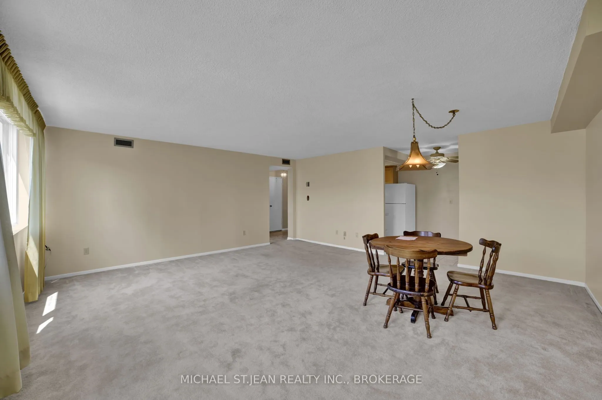 120 Duke Street, #1204
