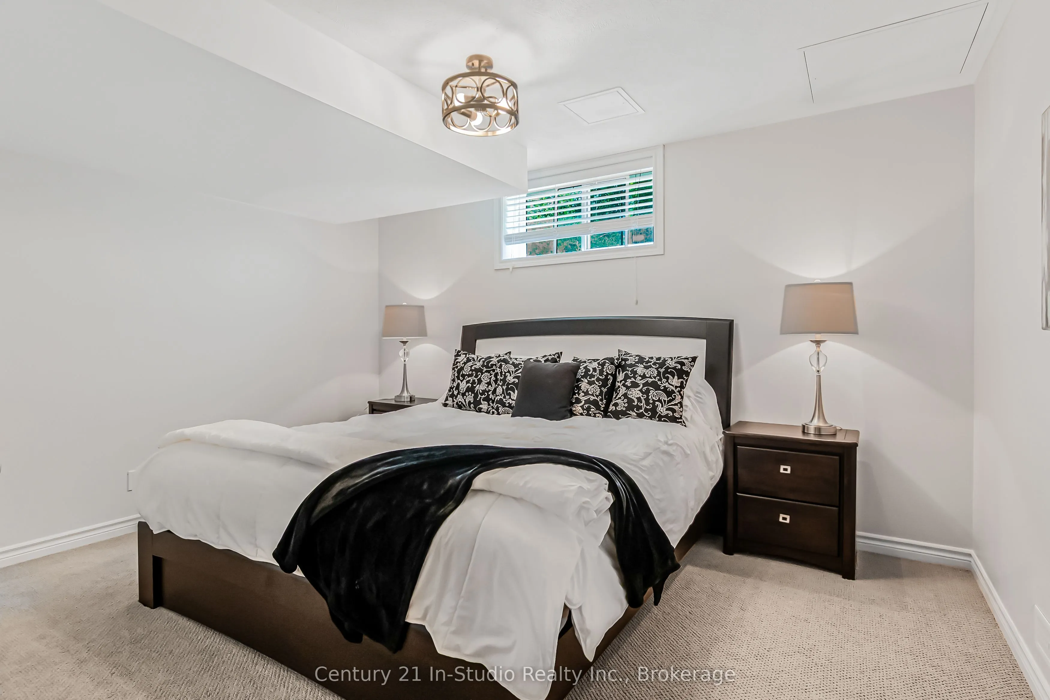 359690 Bayshore Road
