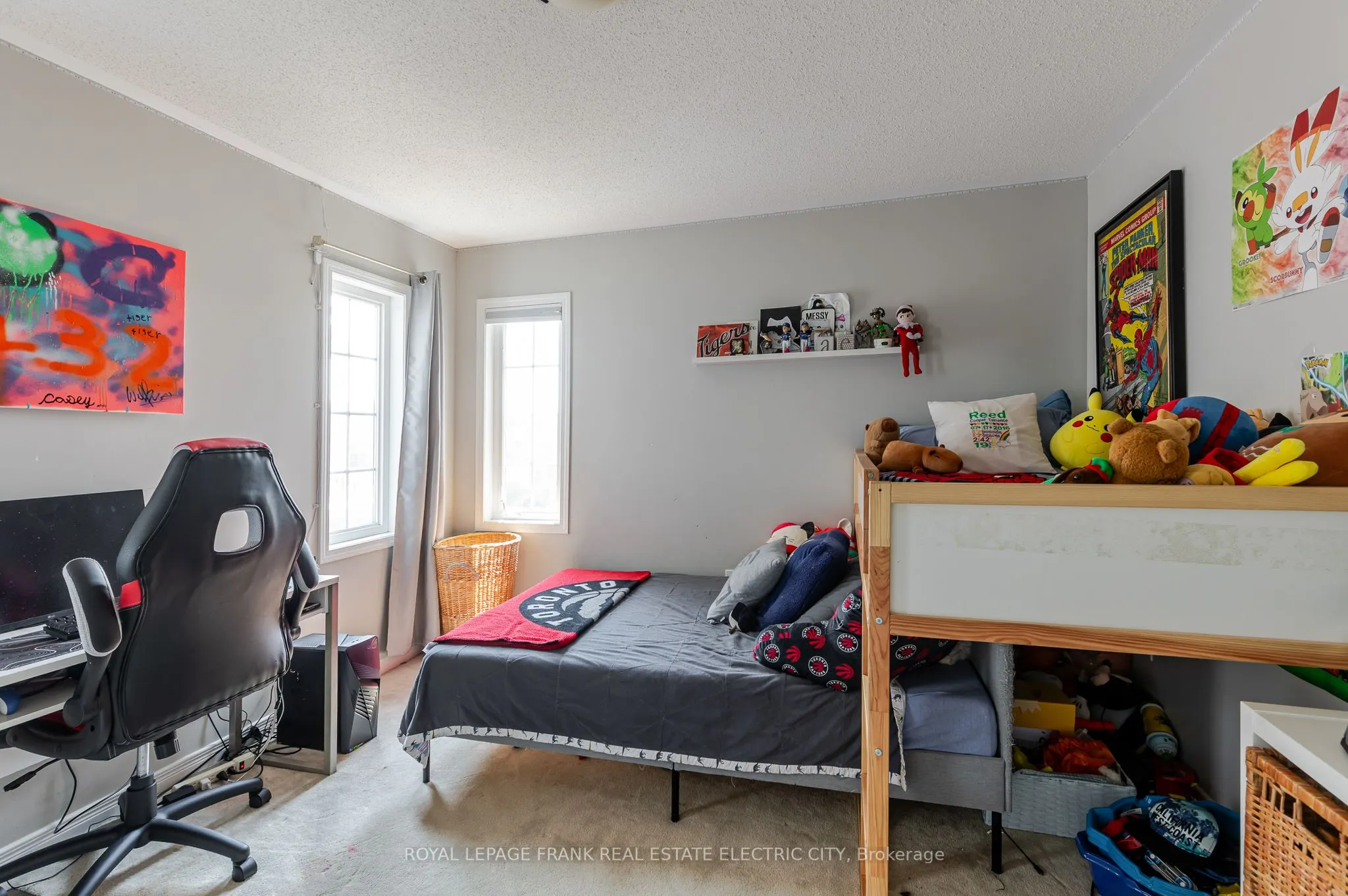 664 Tully Crescent