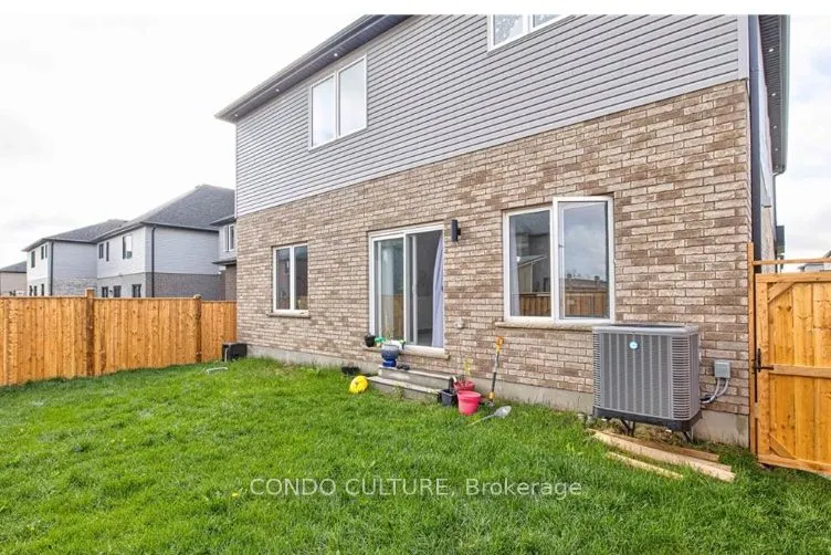 28 Sass Crescent