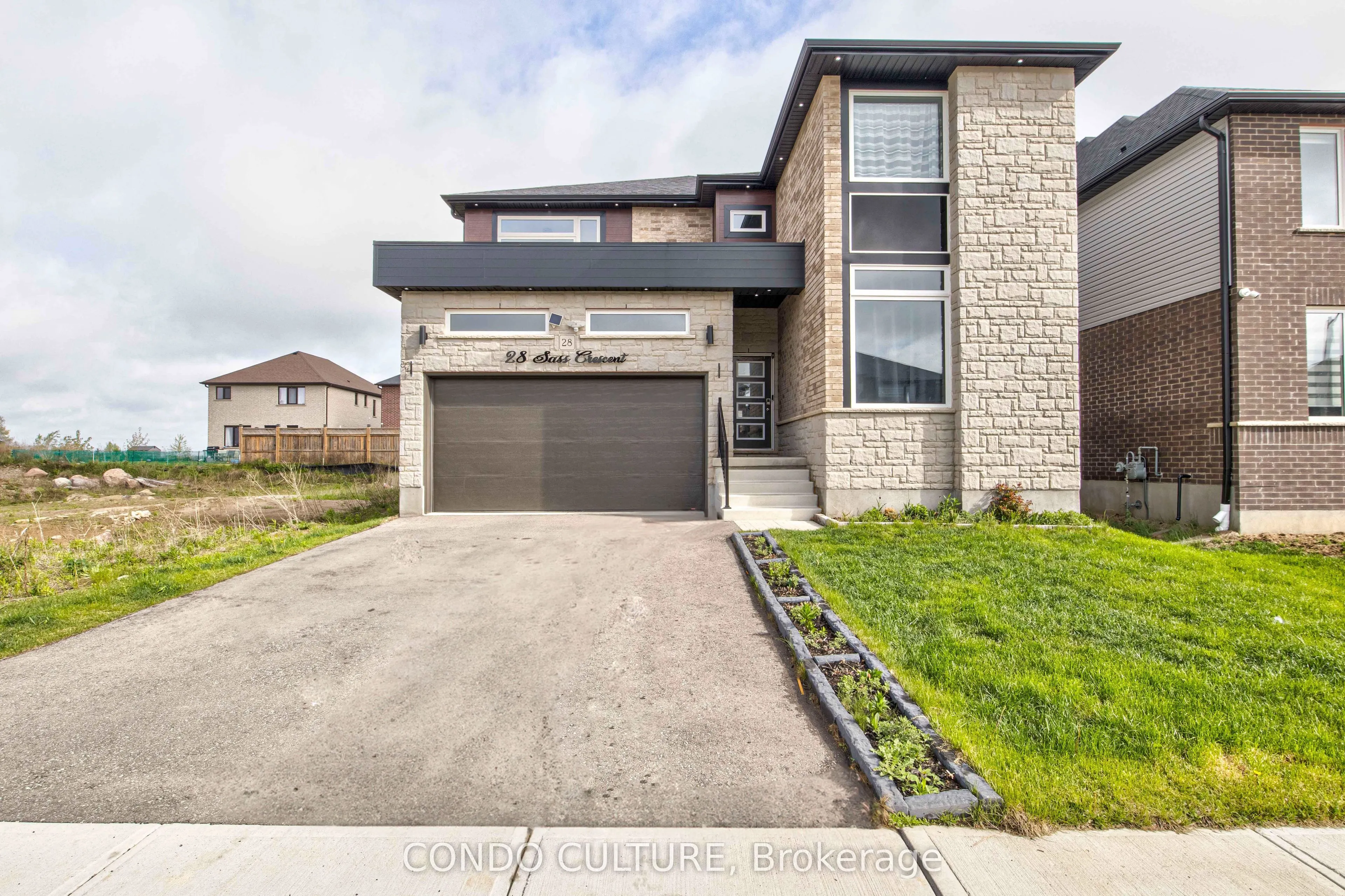 28 Sass Crescent