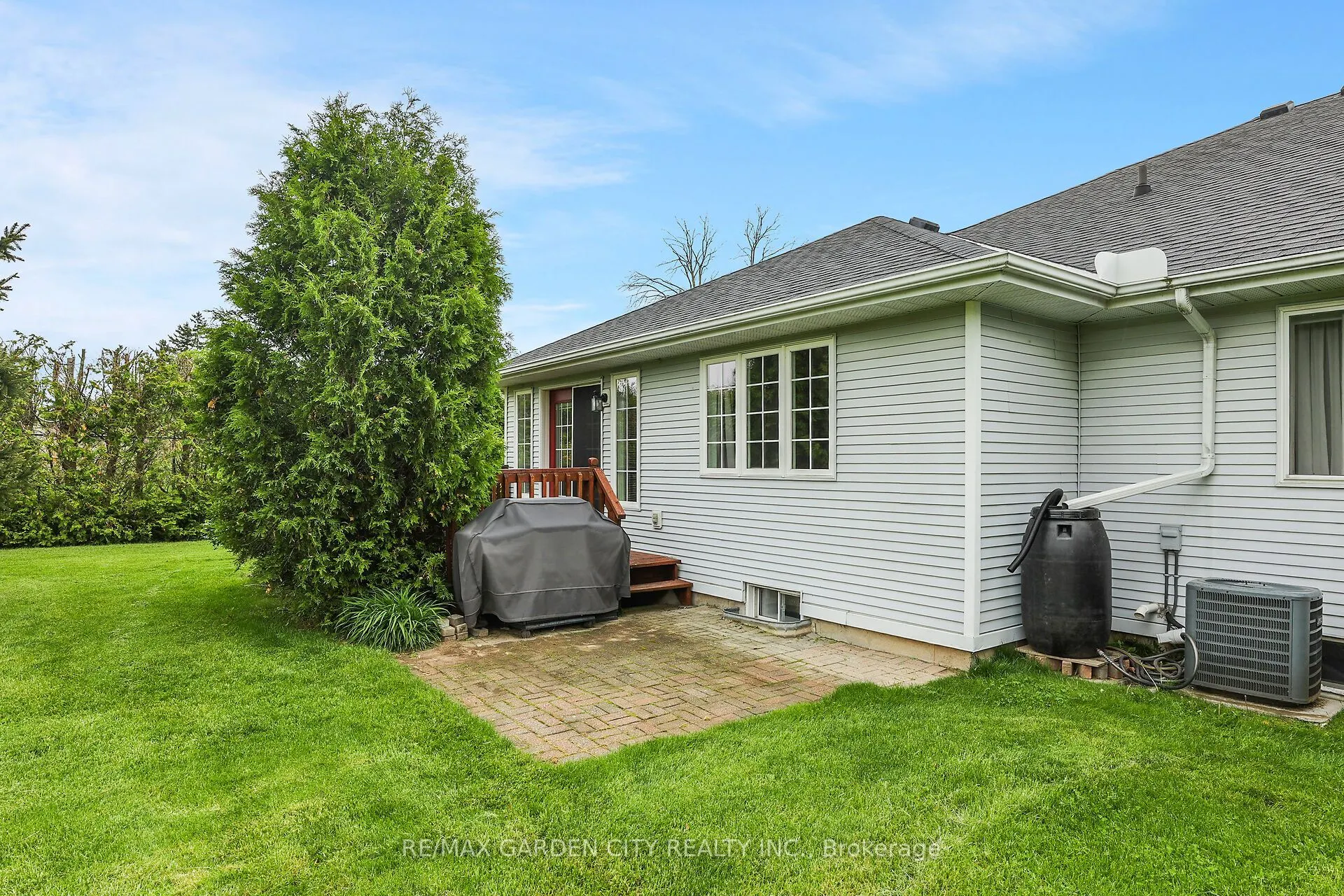 7 Village Drive, #42