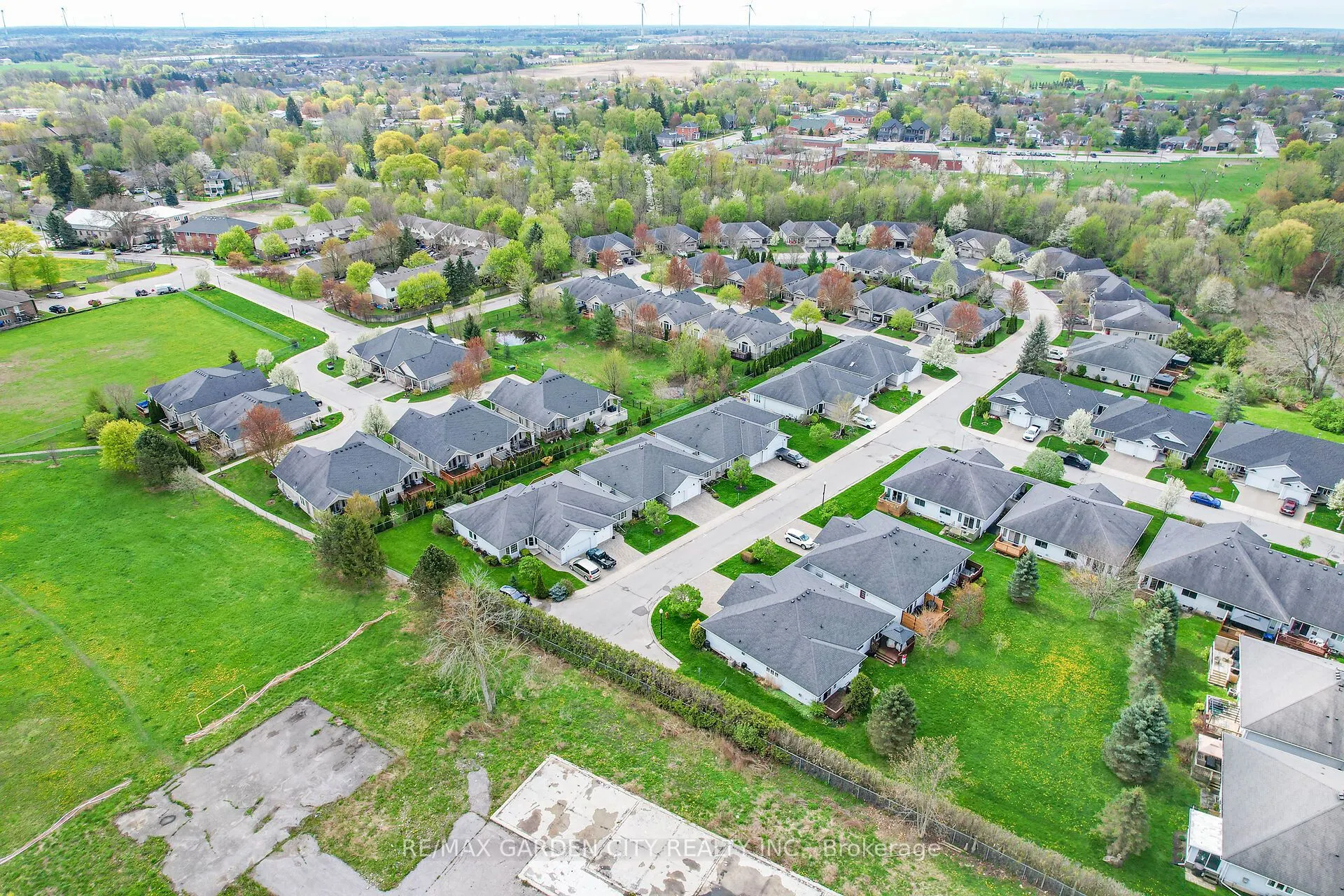 7 Village Drive, #42