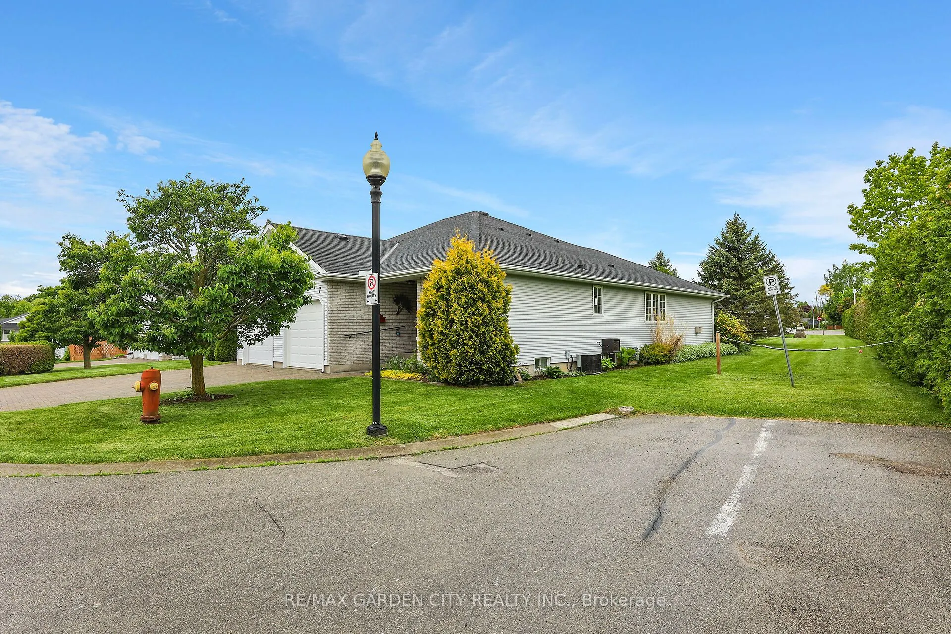 7 Village Drive, #42
