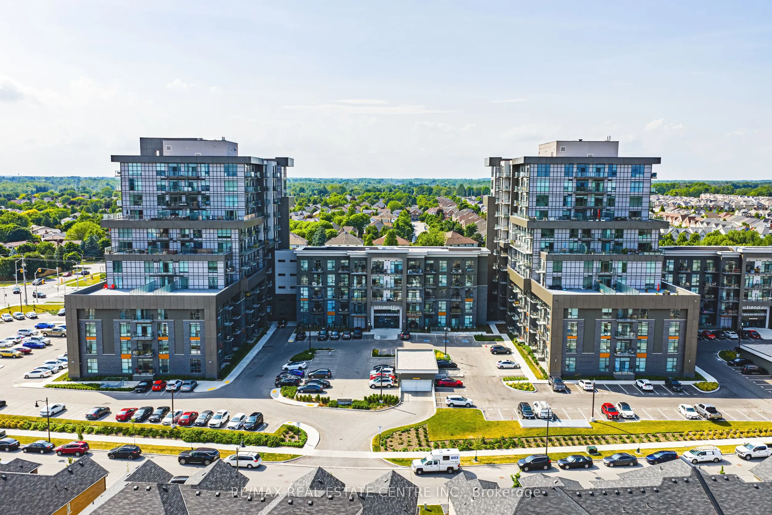 450 Dundas Street E, #1213