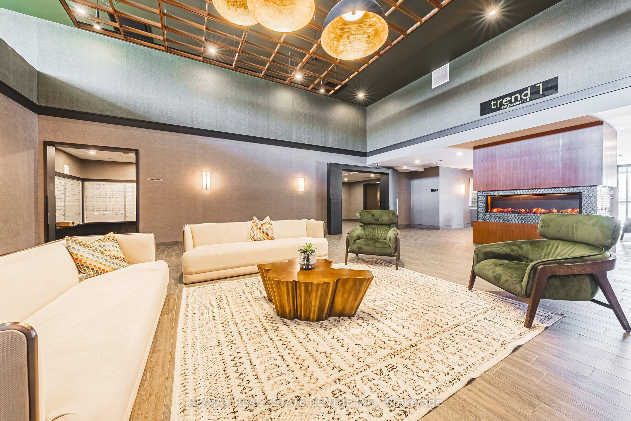 450 Dundas Street E, #1213