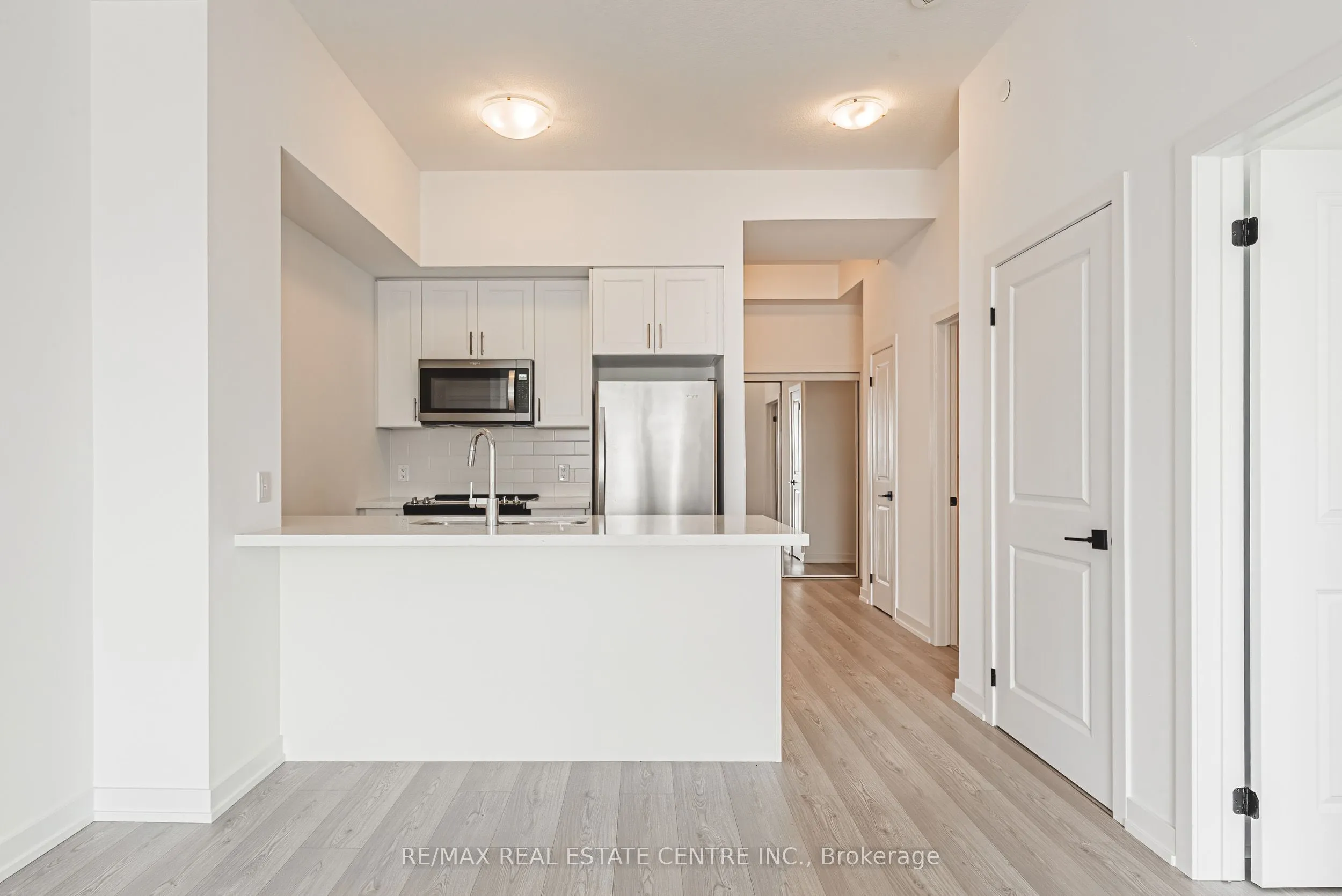 450 Dundas Street E, #1213