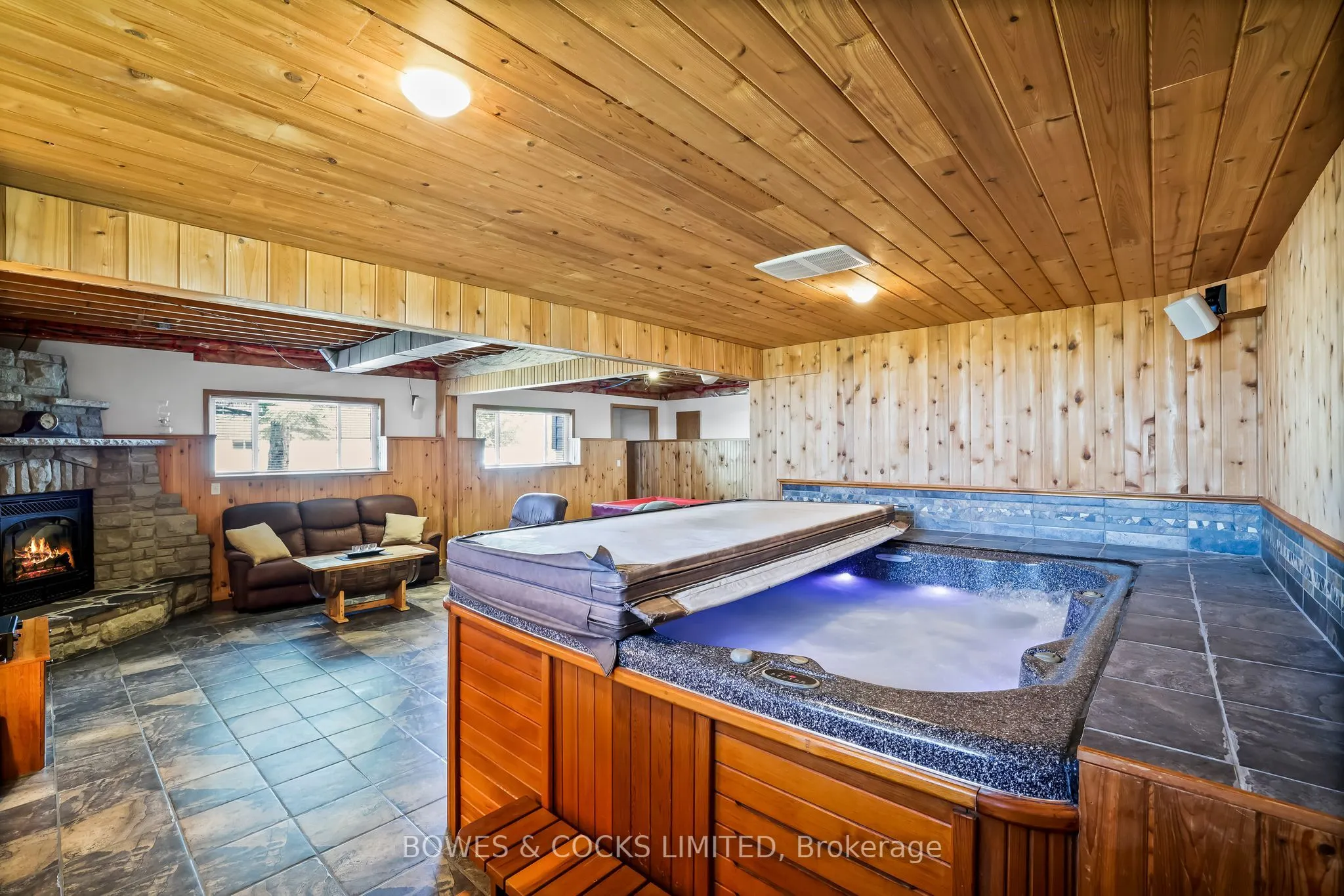1034 Serpent Mounds Road