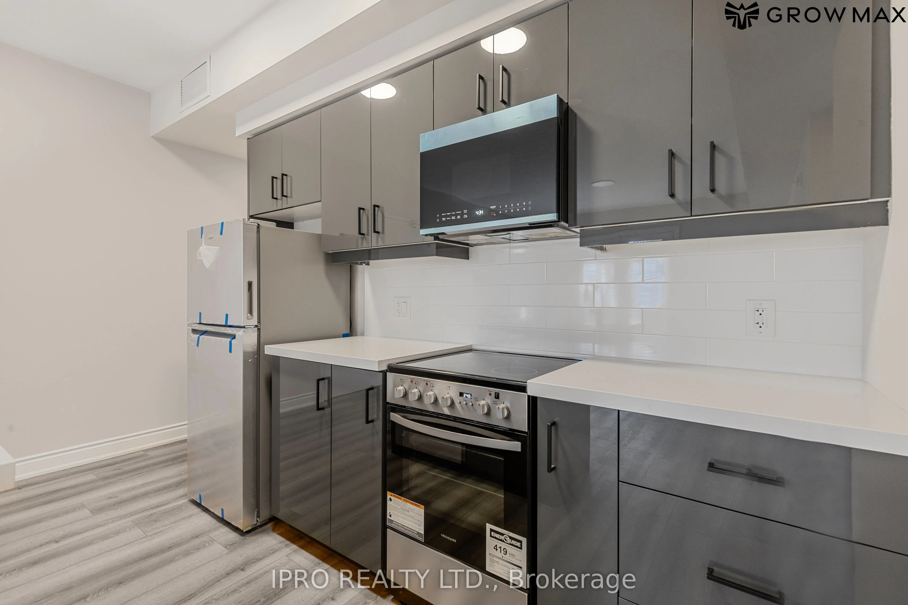 261 King Street E, #202-2B