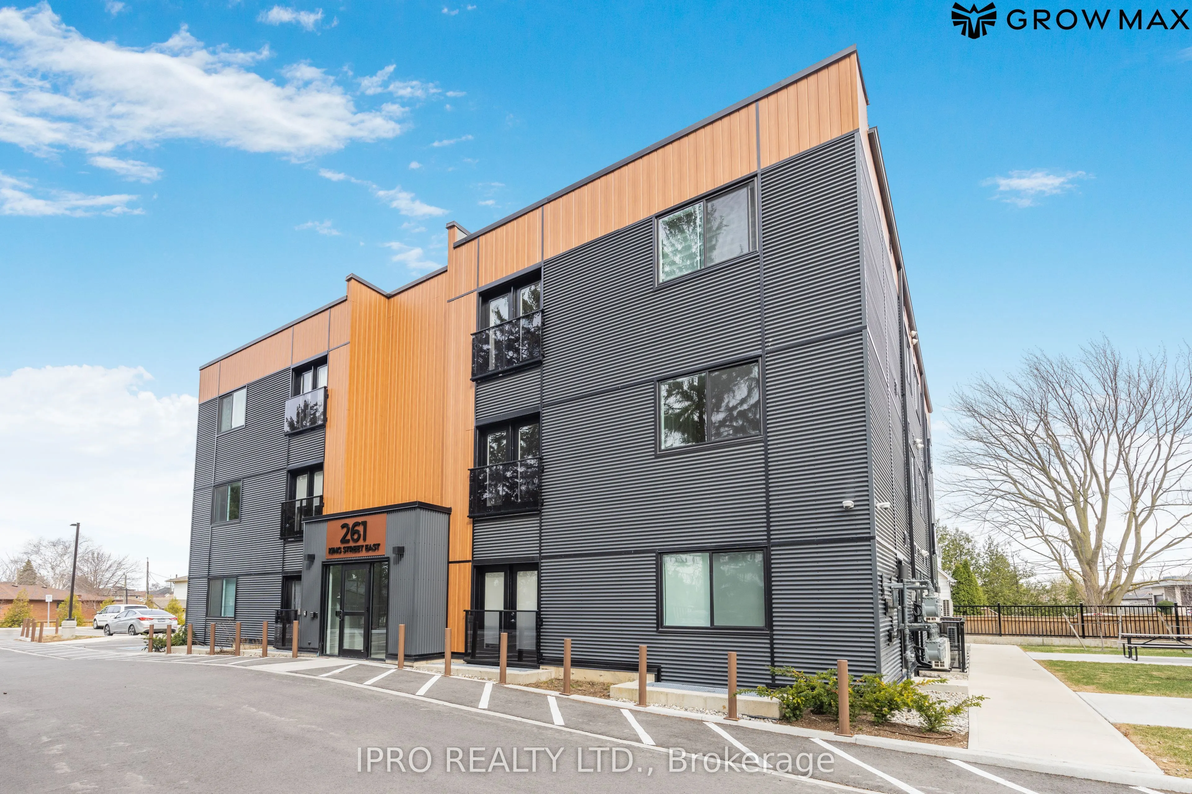 261 King Street E, #202-2B
