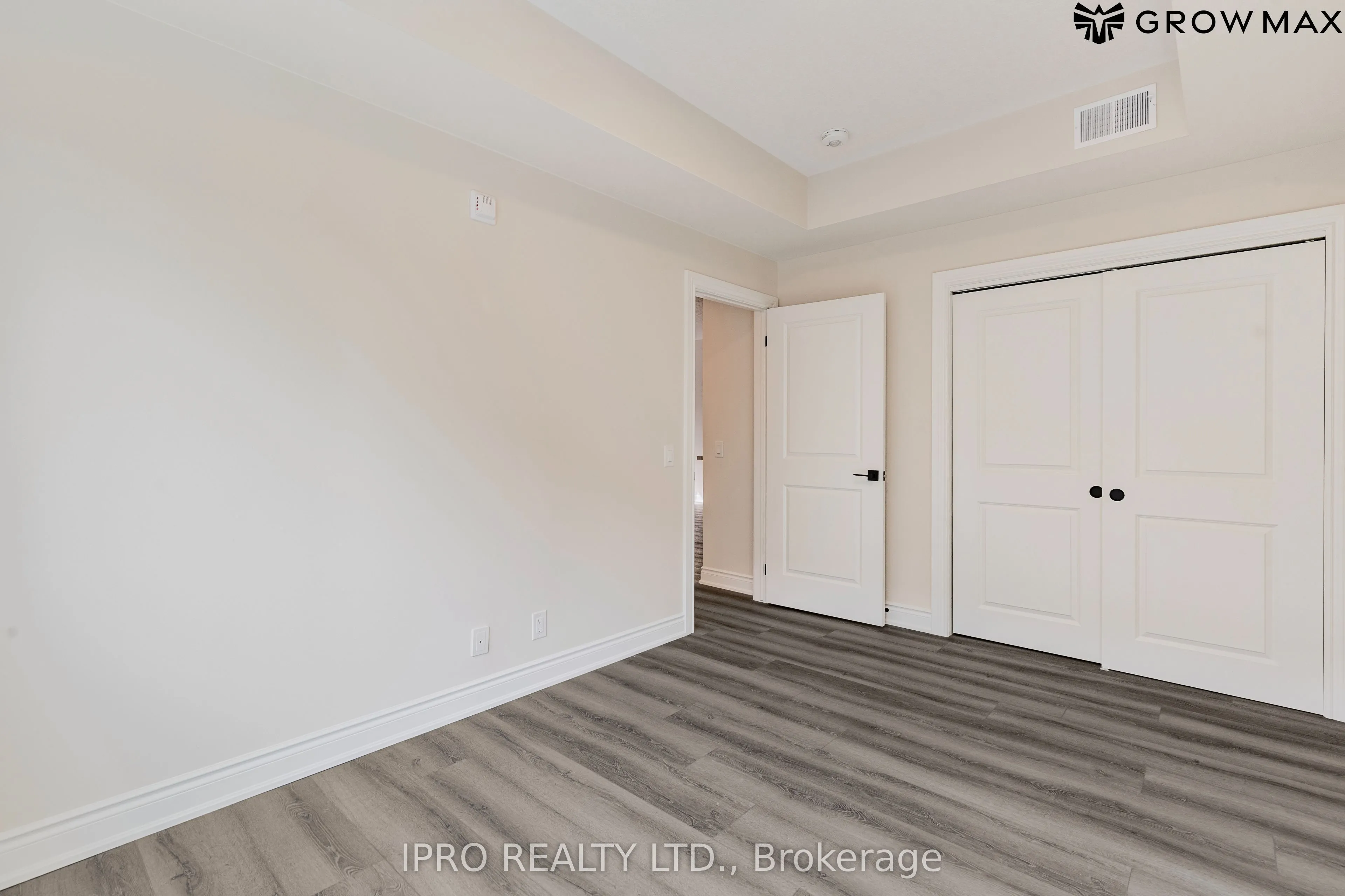 261 King Street E, #202-2B