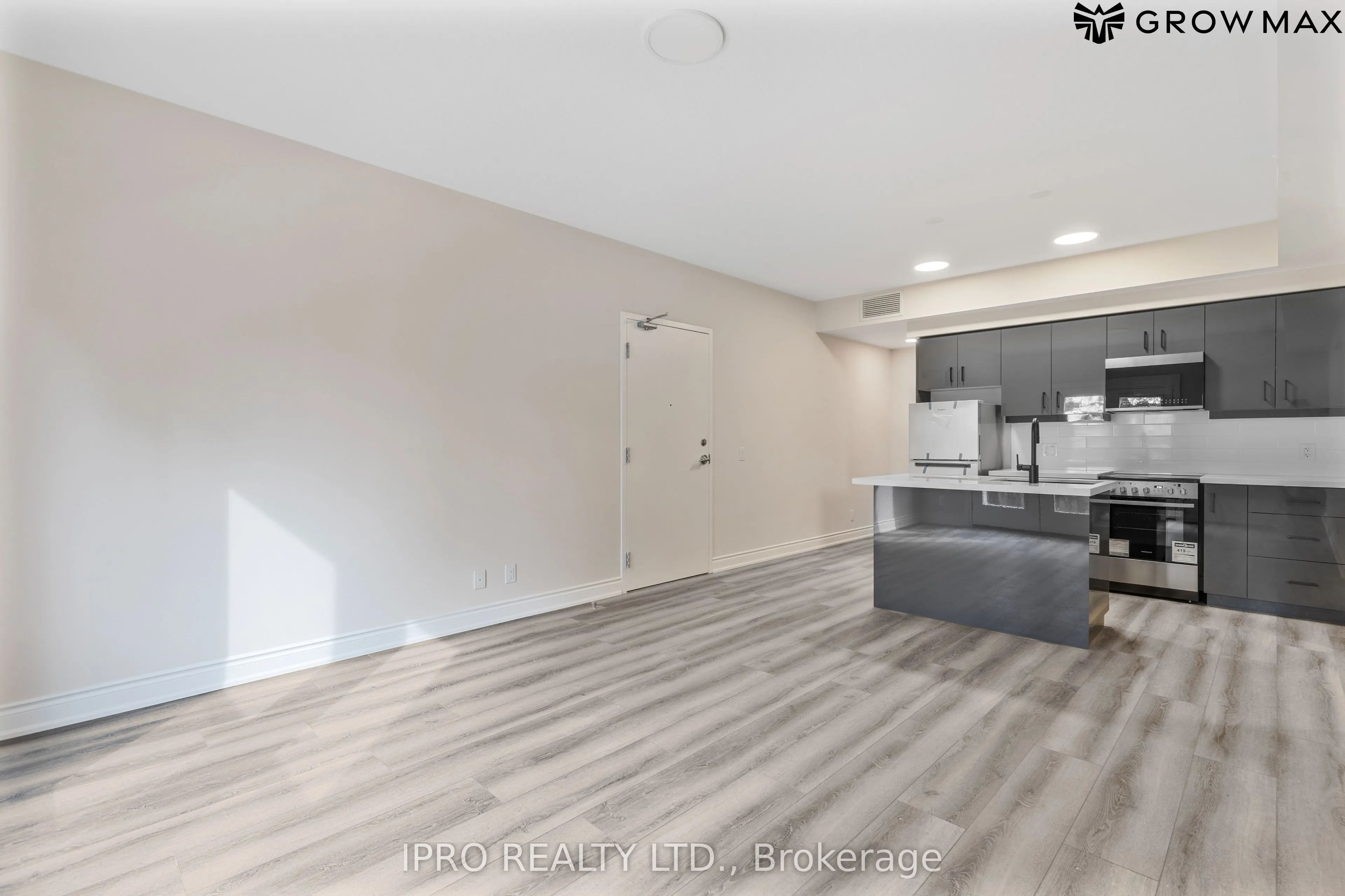 261 King Street E, #202-2B