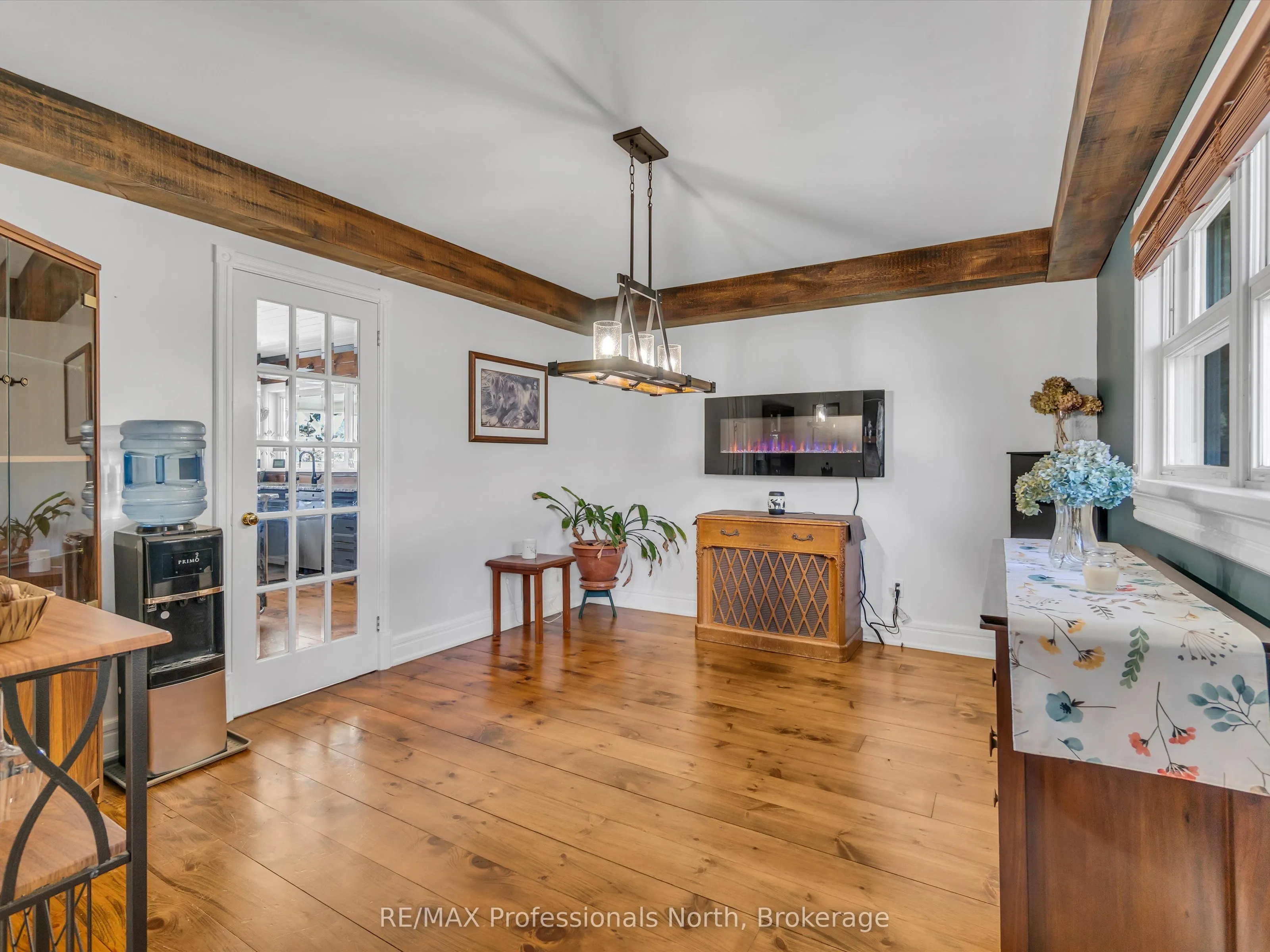 1123 Ziska Road