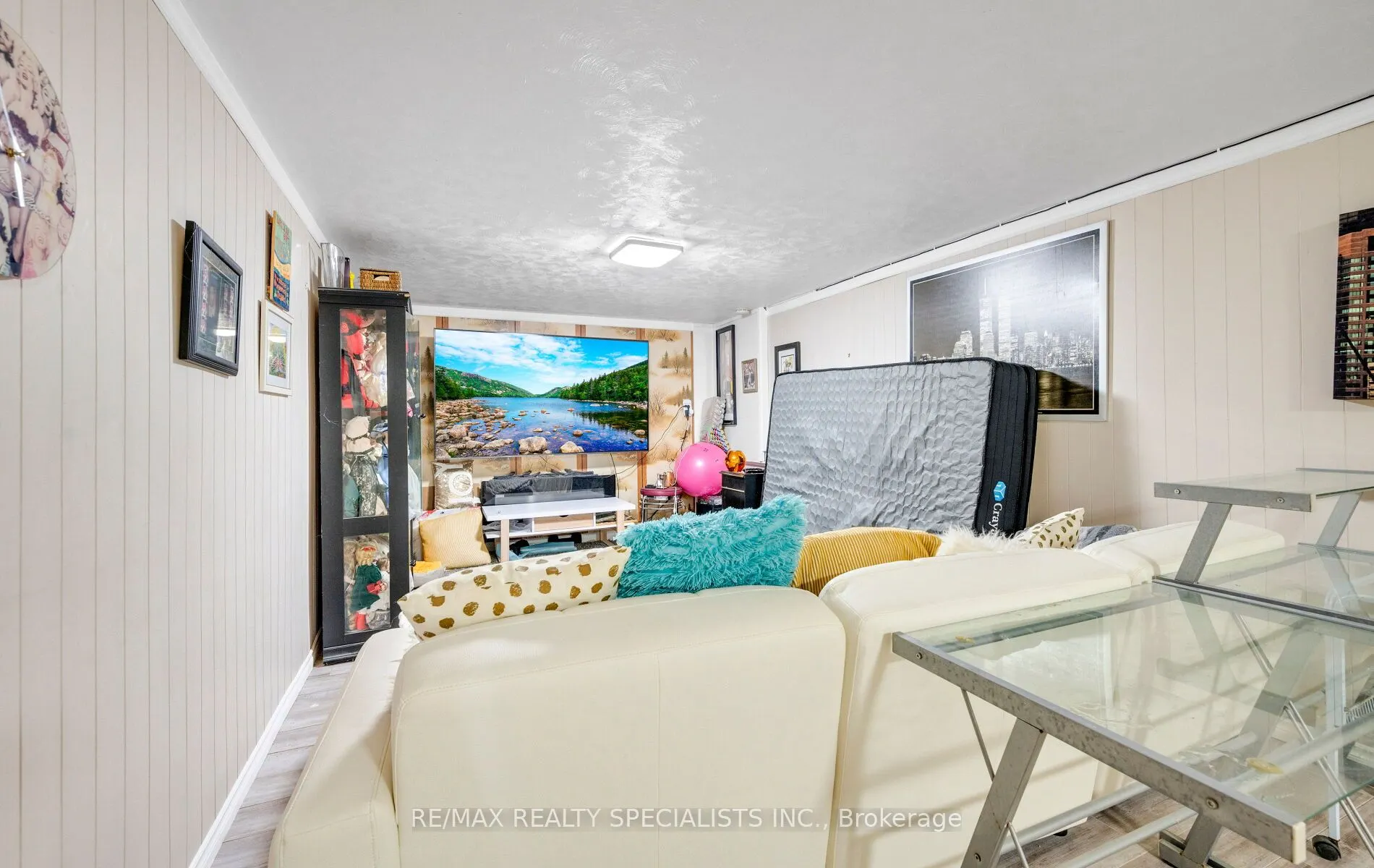 49 Parker Drive