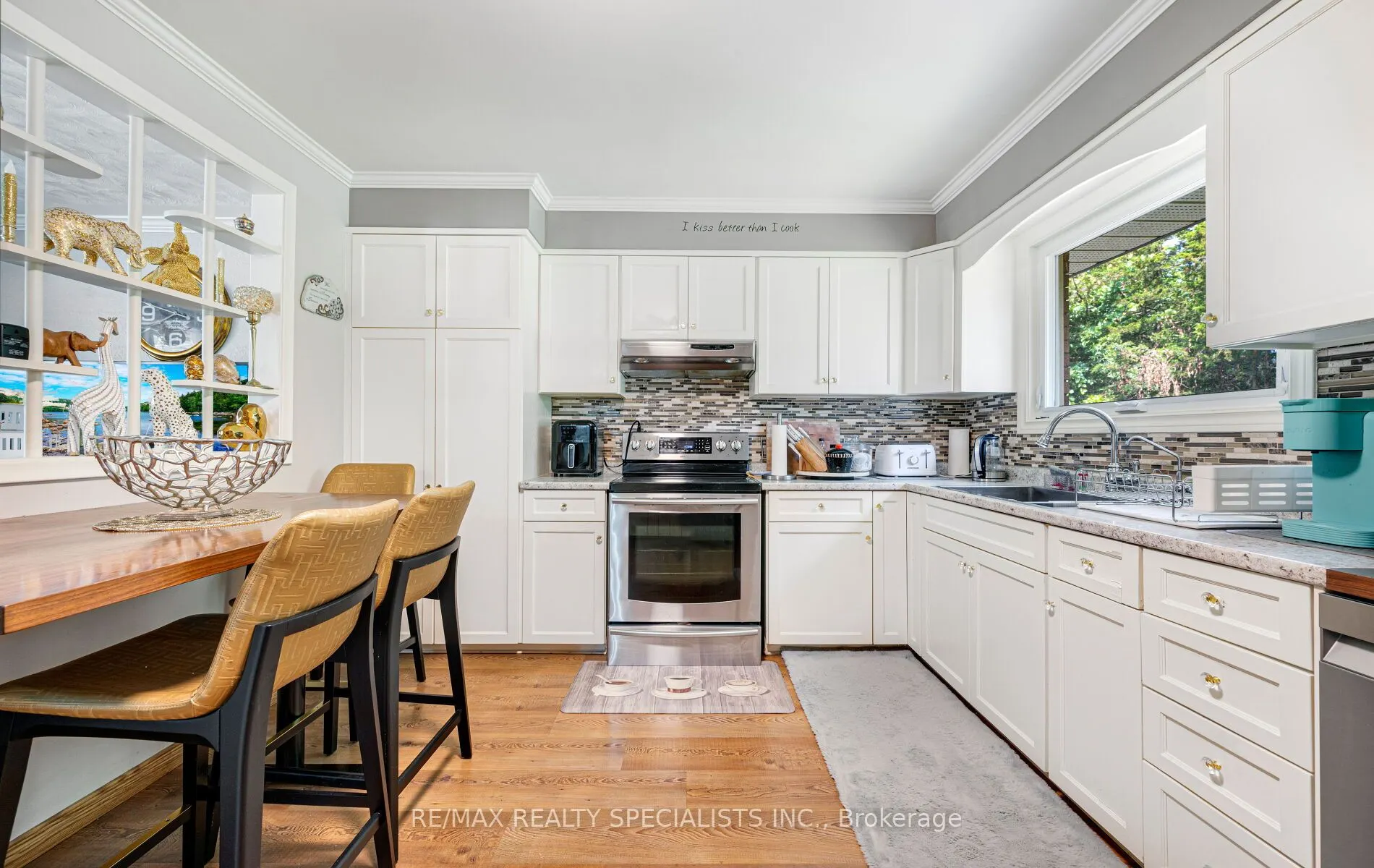 49 Parker Drive