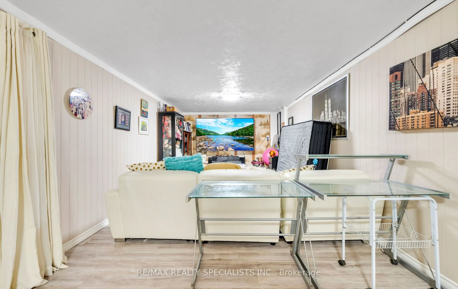 49 Parker Drive
