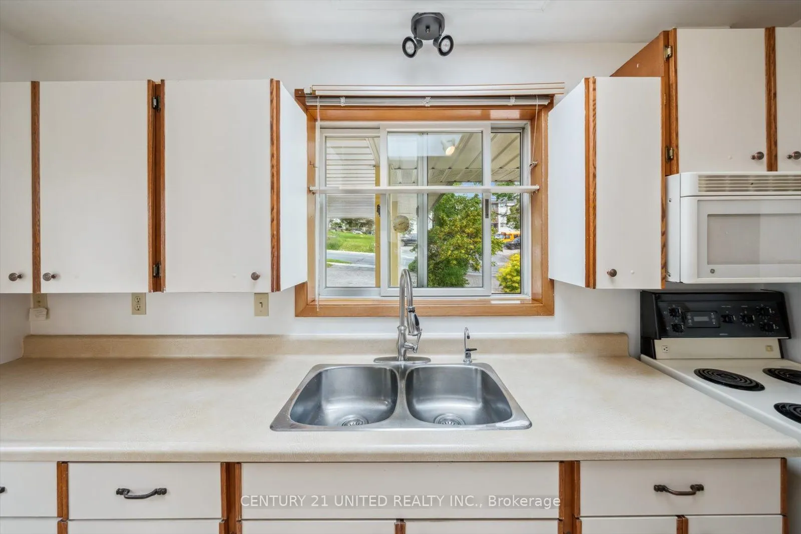 411 Highland Road