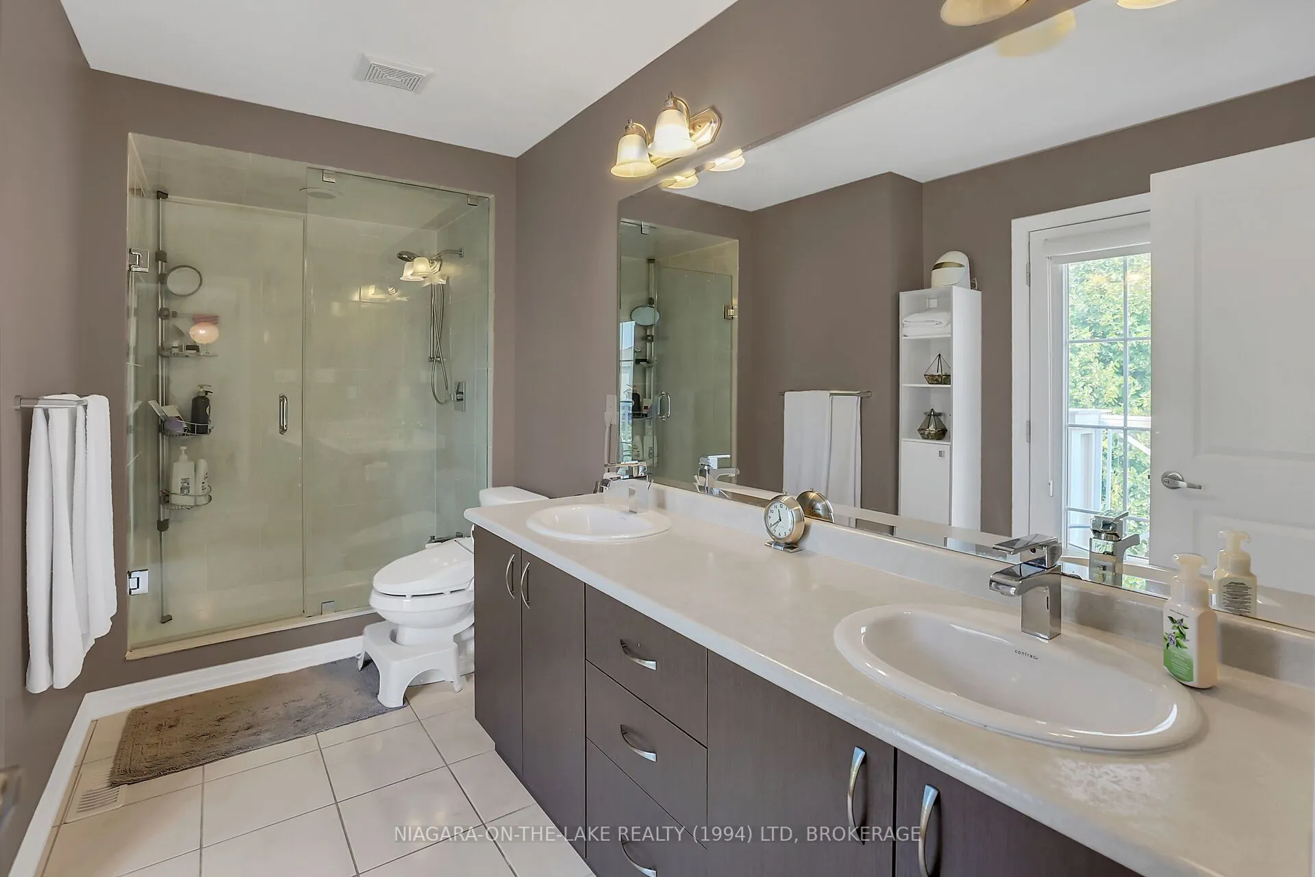 7 Cannery Drive