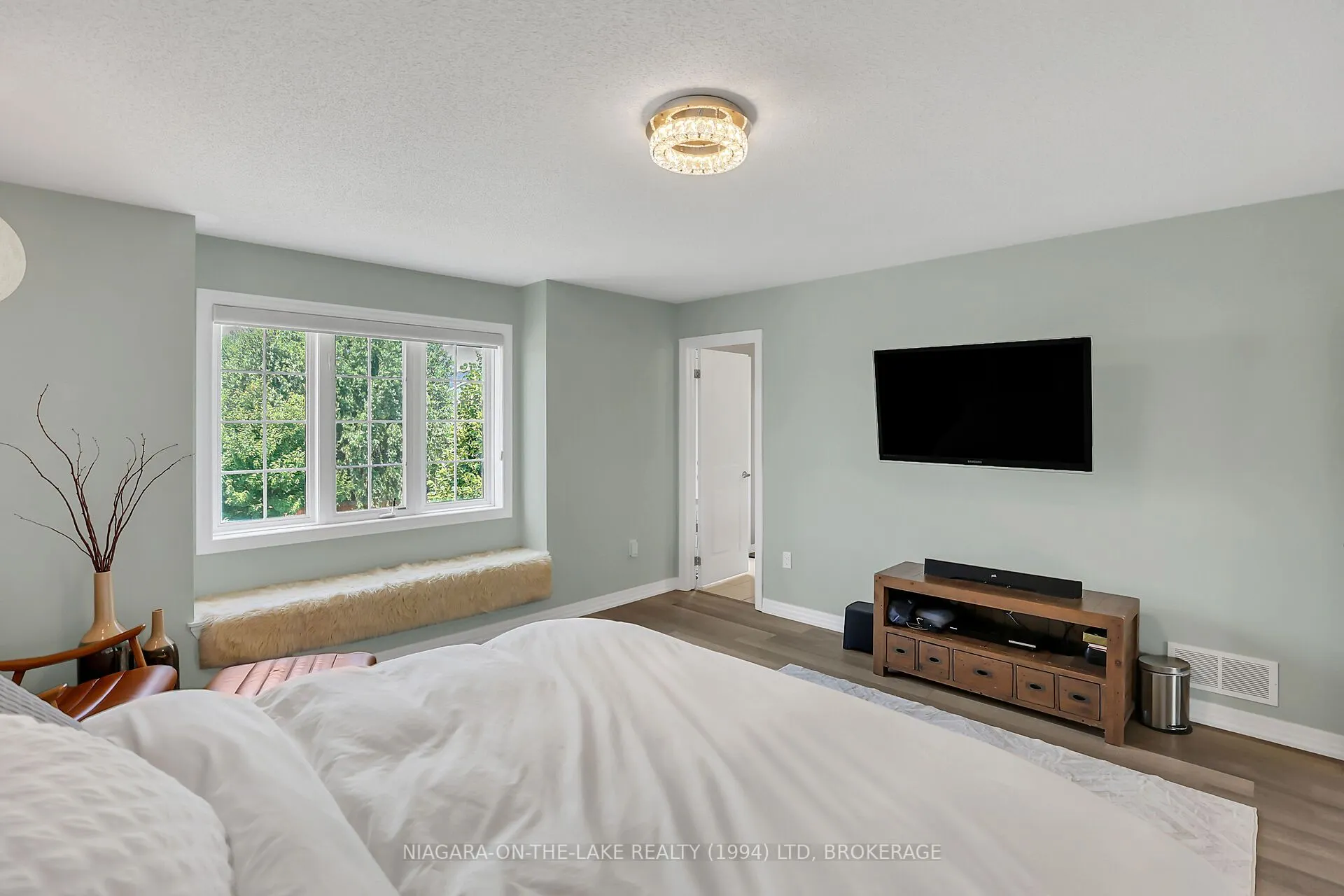 7 Cannery Drive