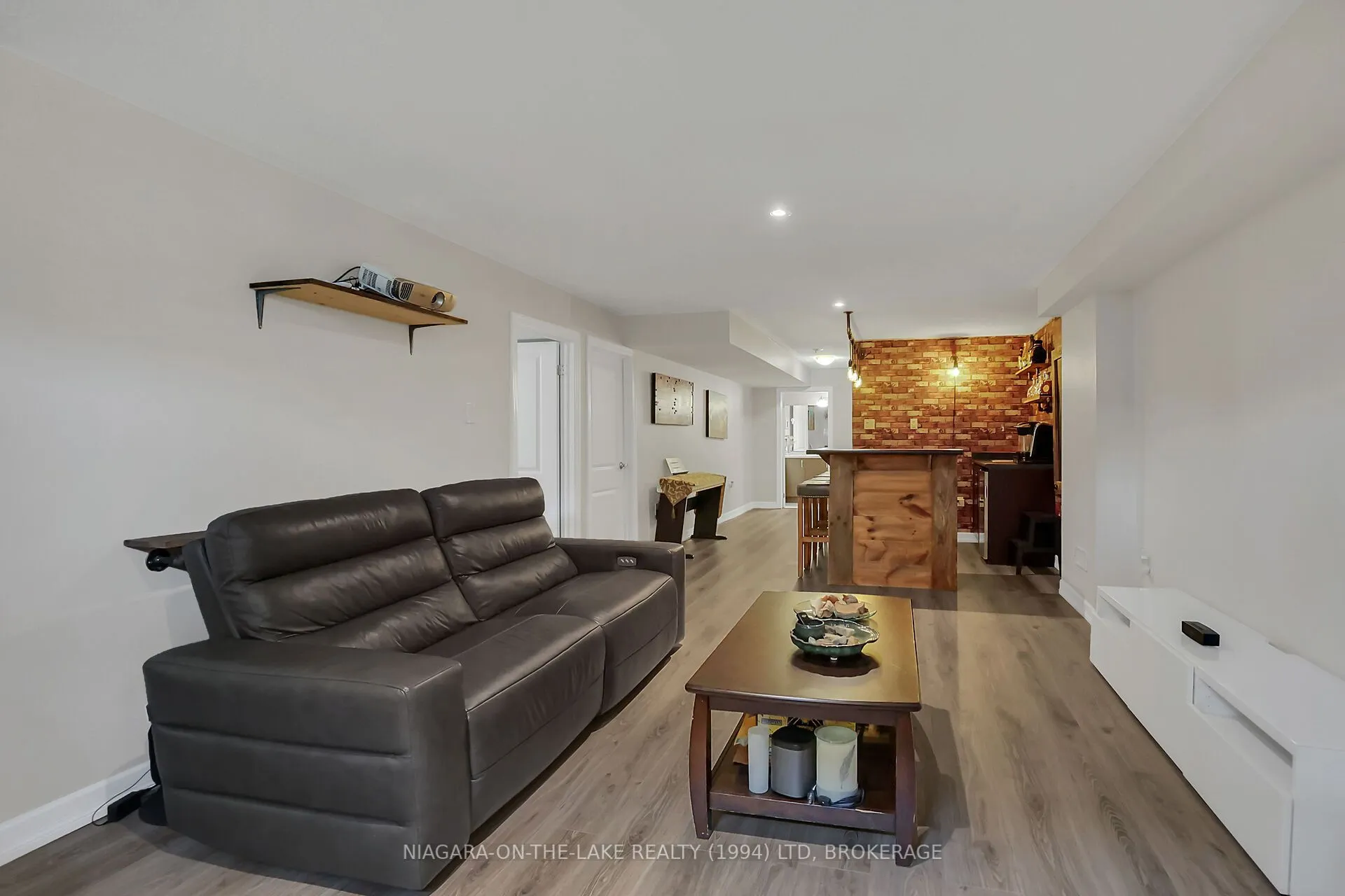 7 Cannery Drive