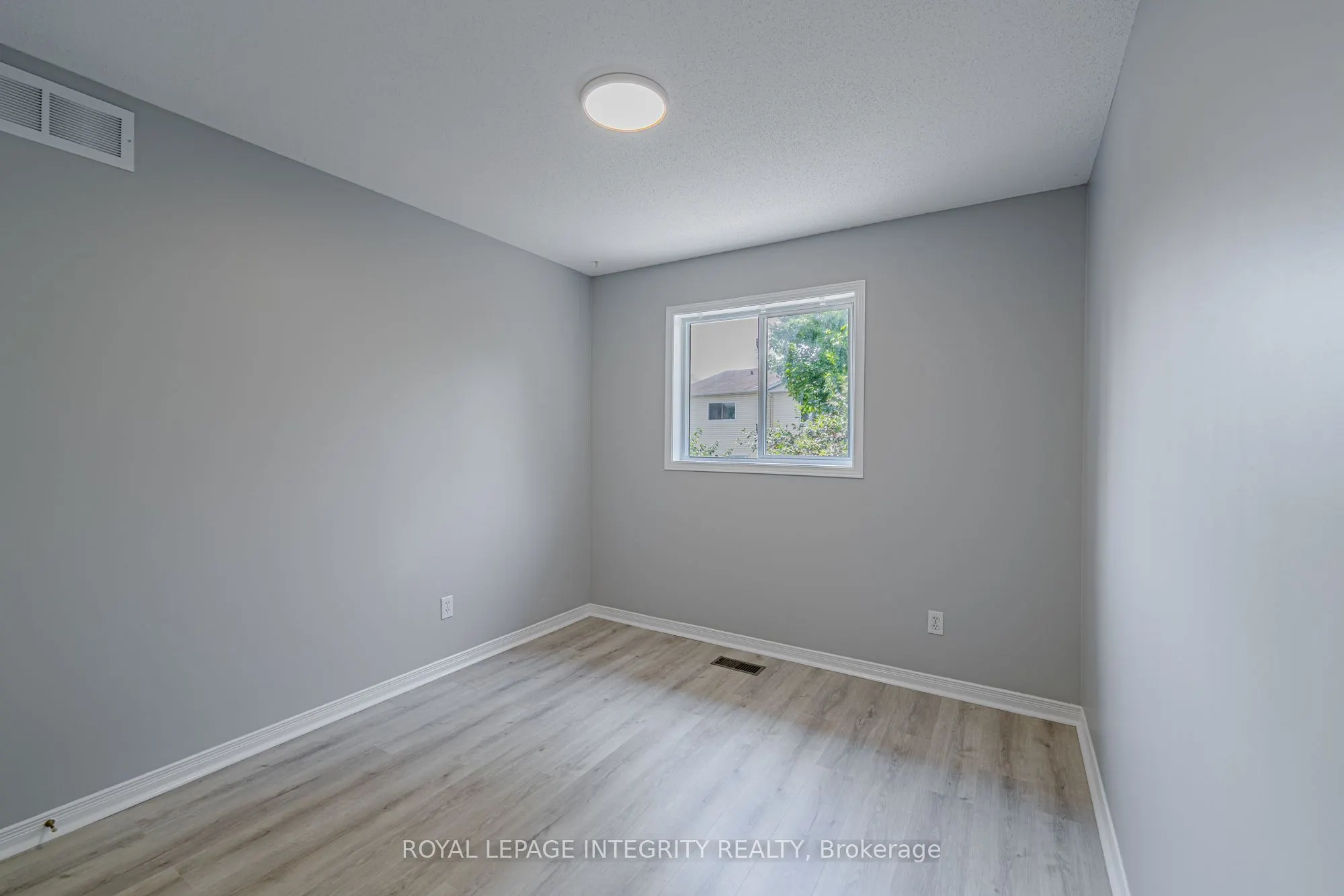 165 KINROSS Private
