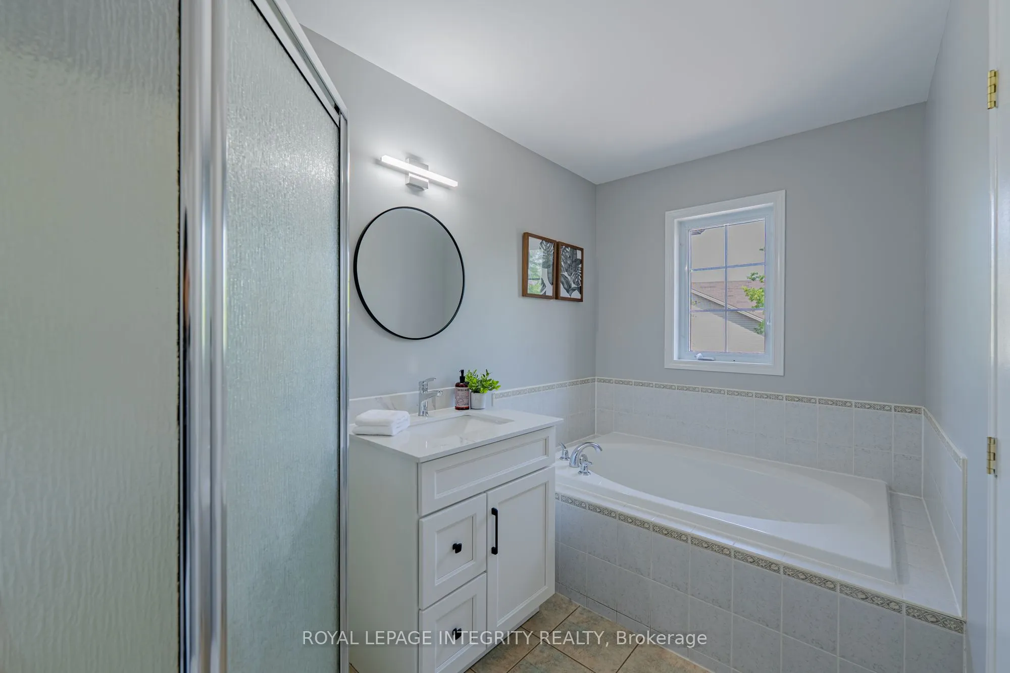 165 KINROSS Private