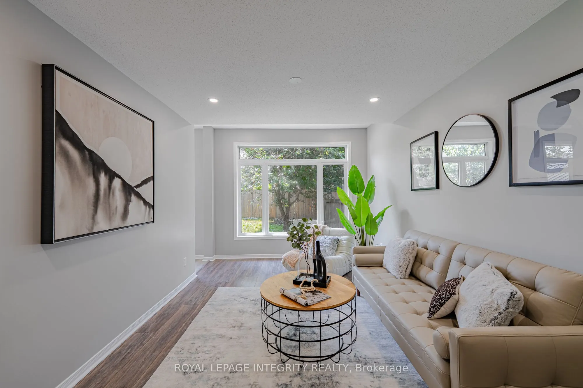 165 KINROSS Private