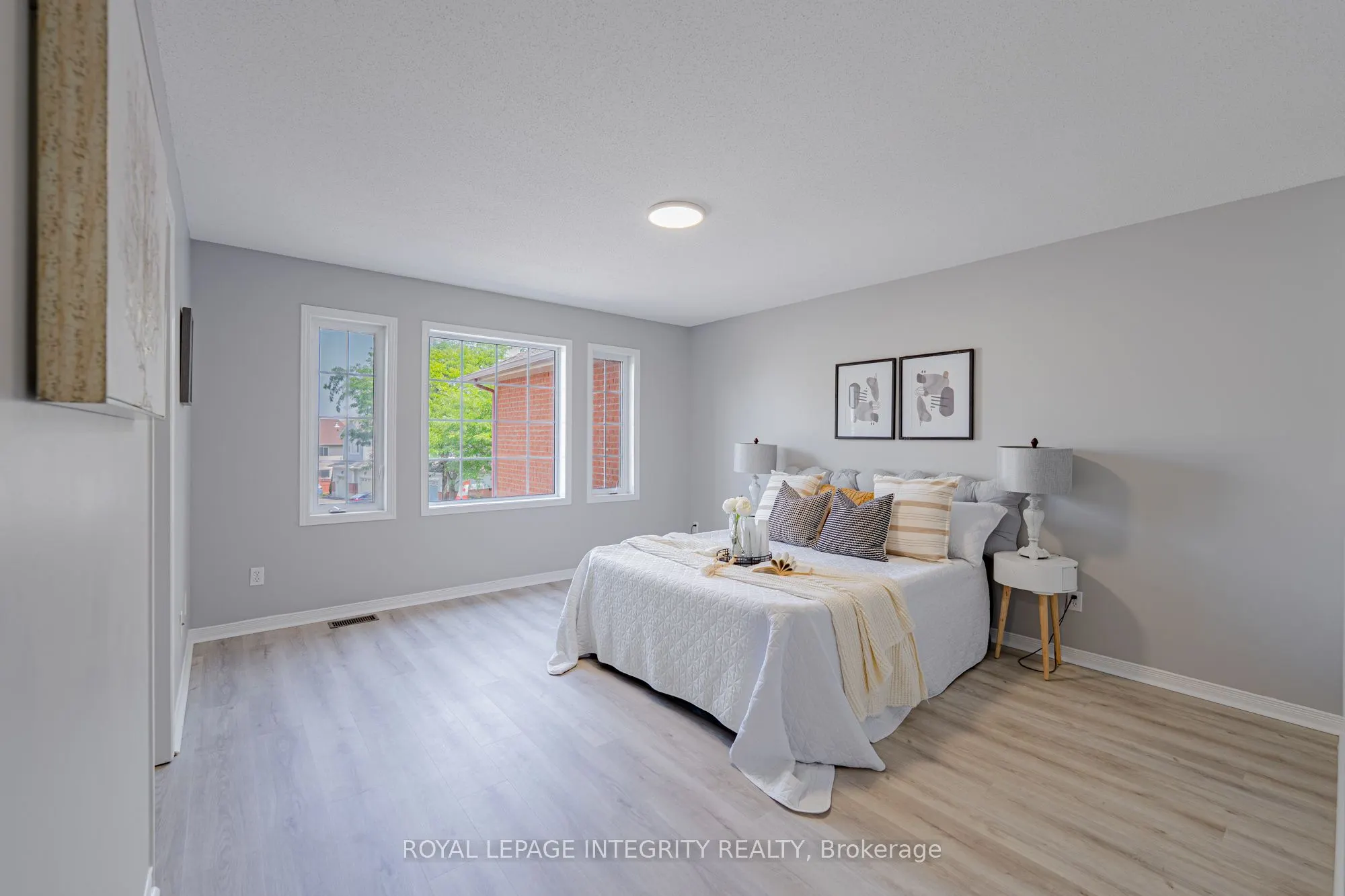 165 KINROSS Private