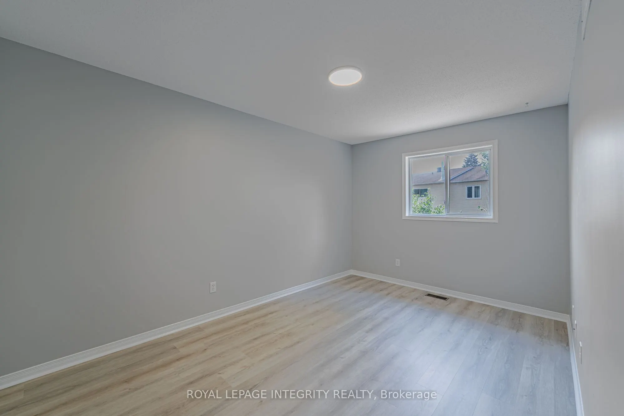 165 KINROSS Private