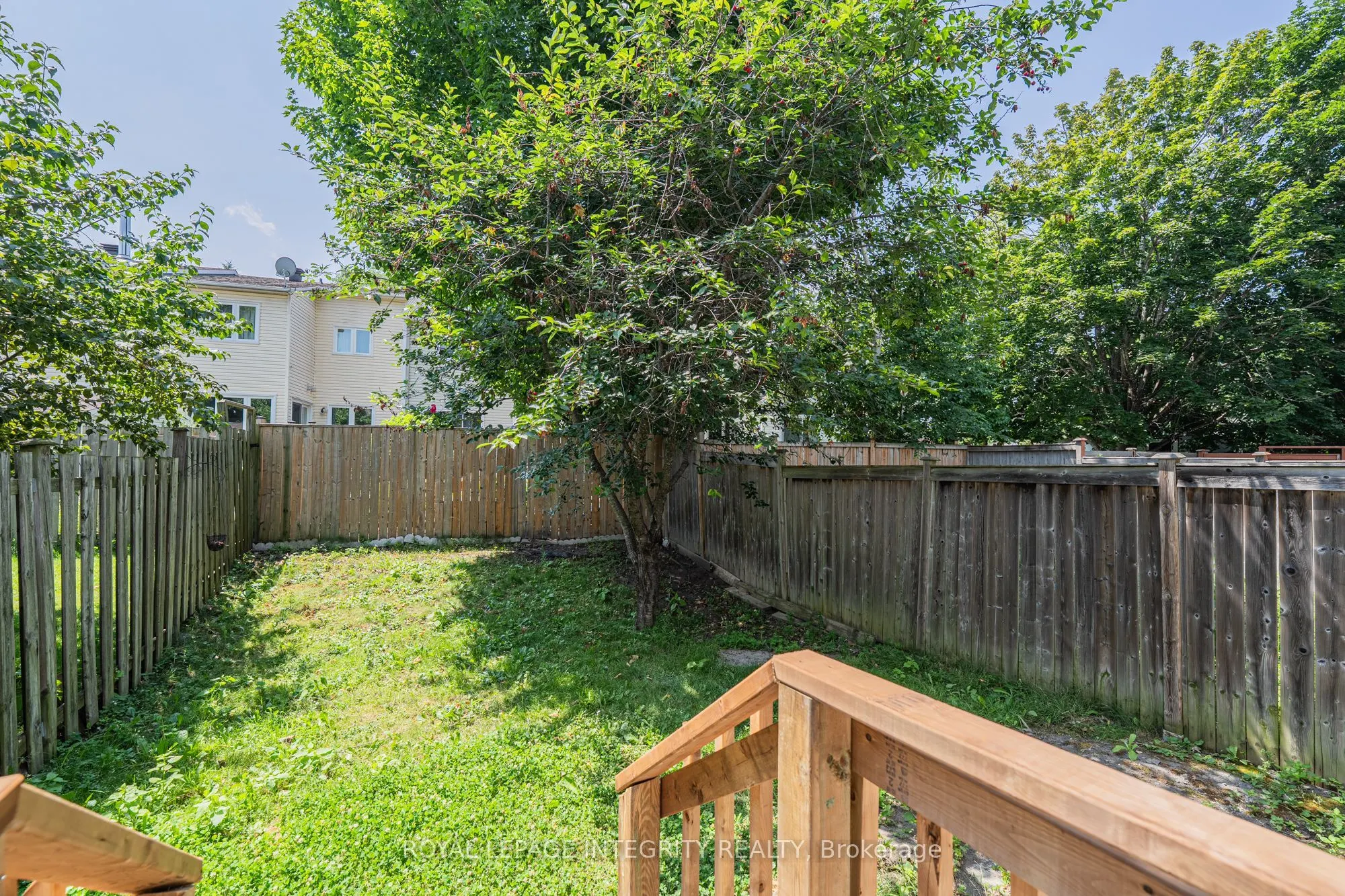 165 KINROSS Private