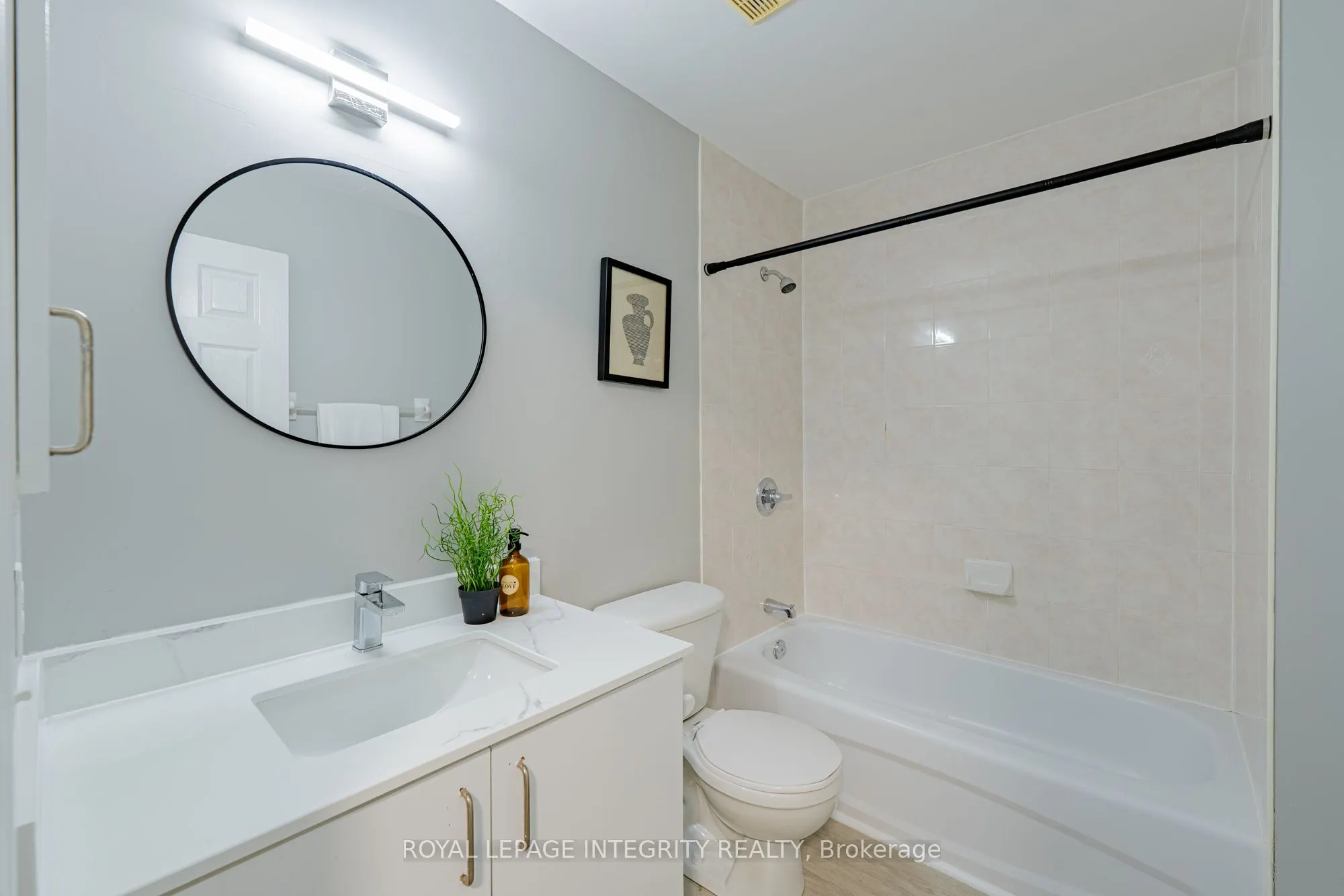 165 KINROSS Private