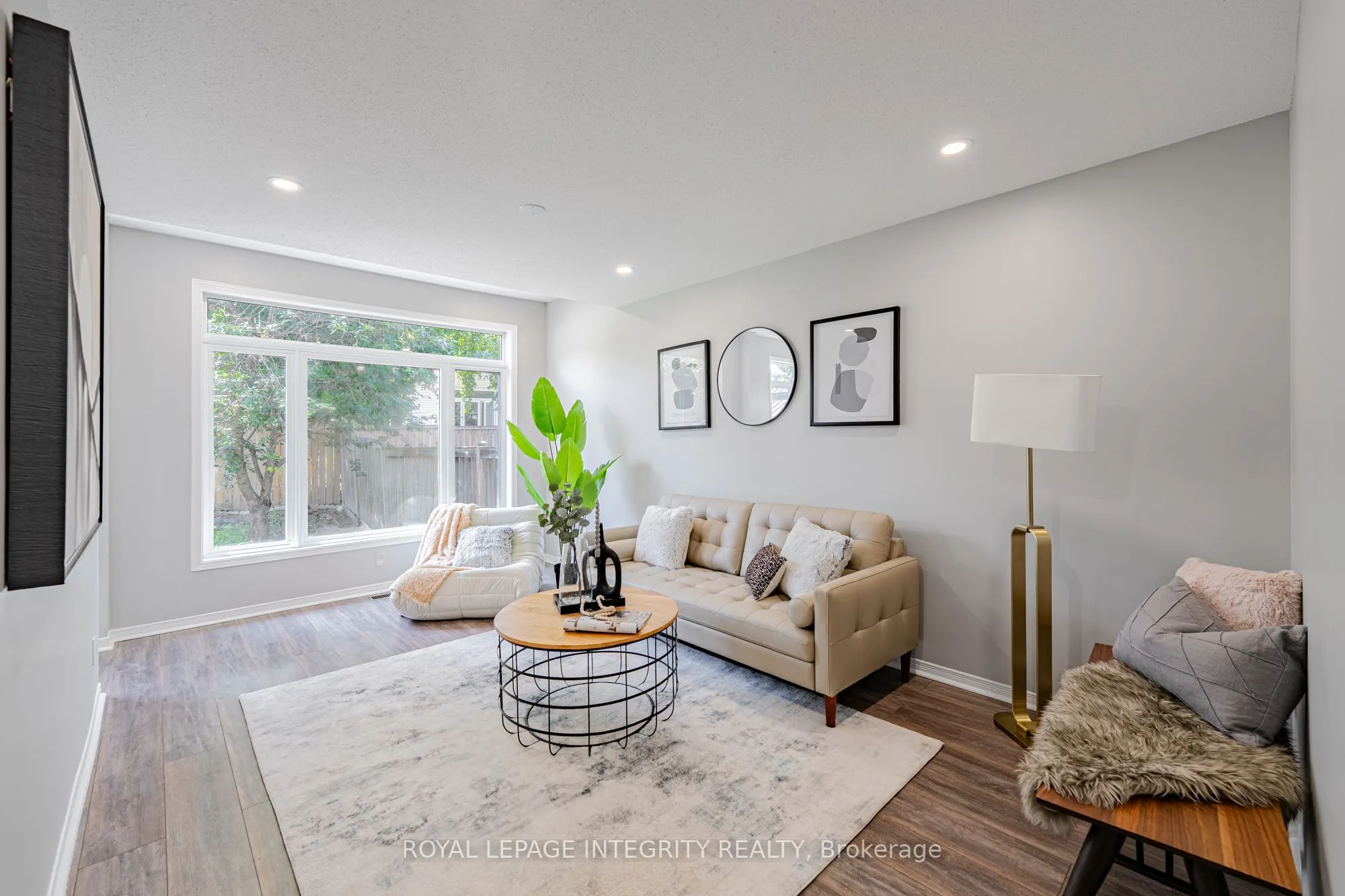 165 KINROSS Private