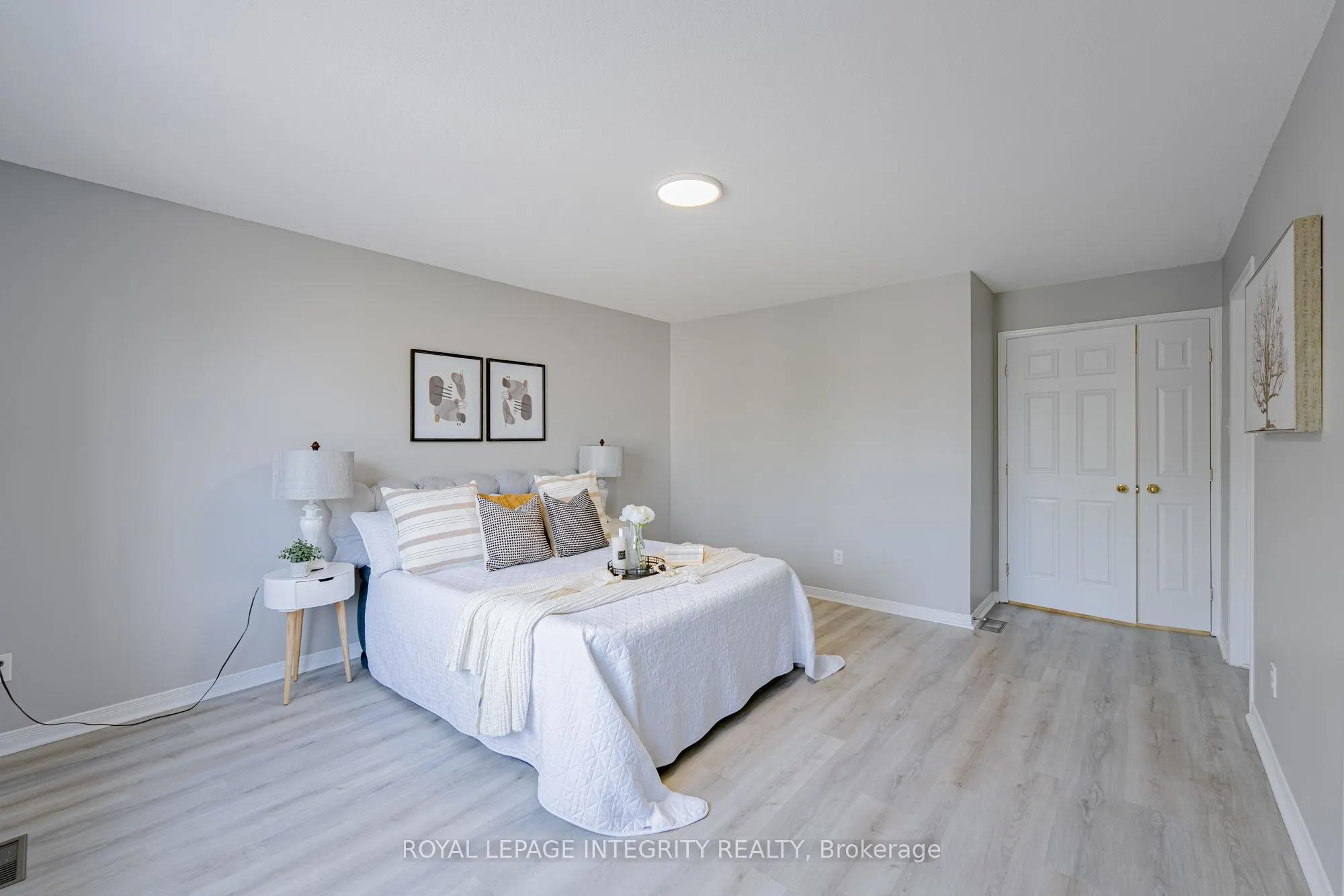 165 KINROSS Private