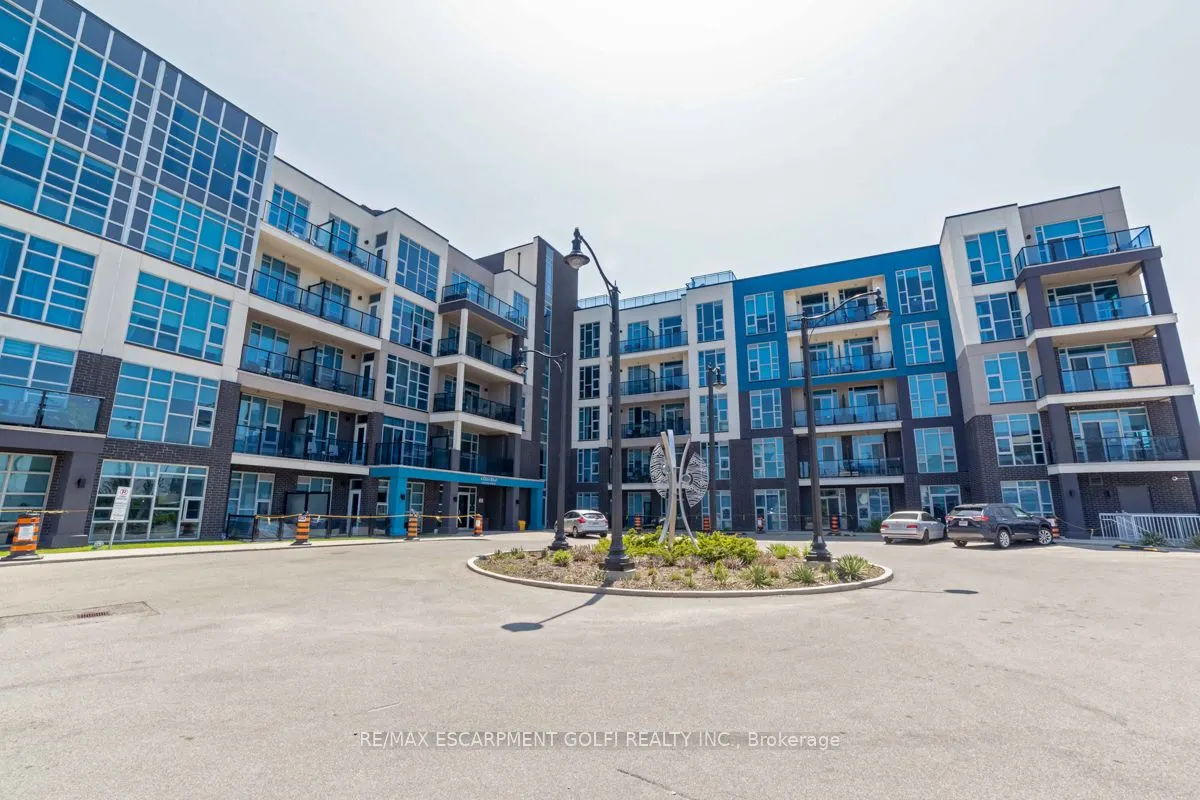 10 Concord Place, #201