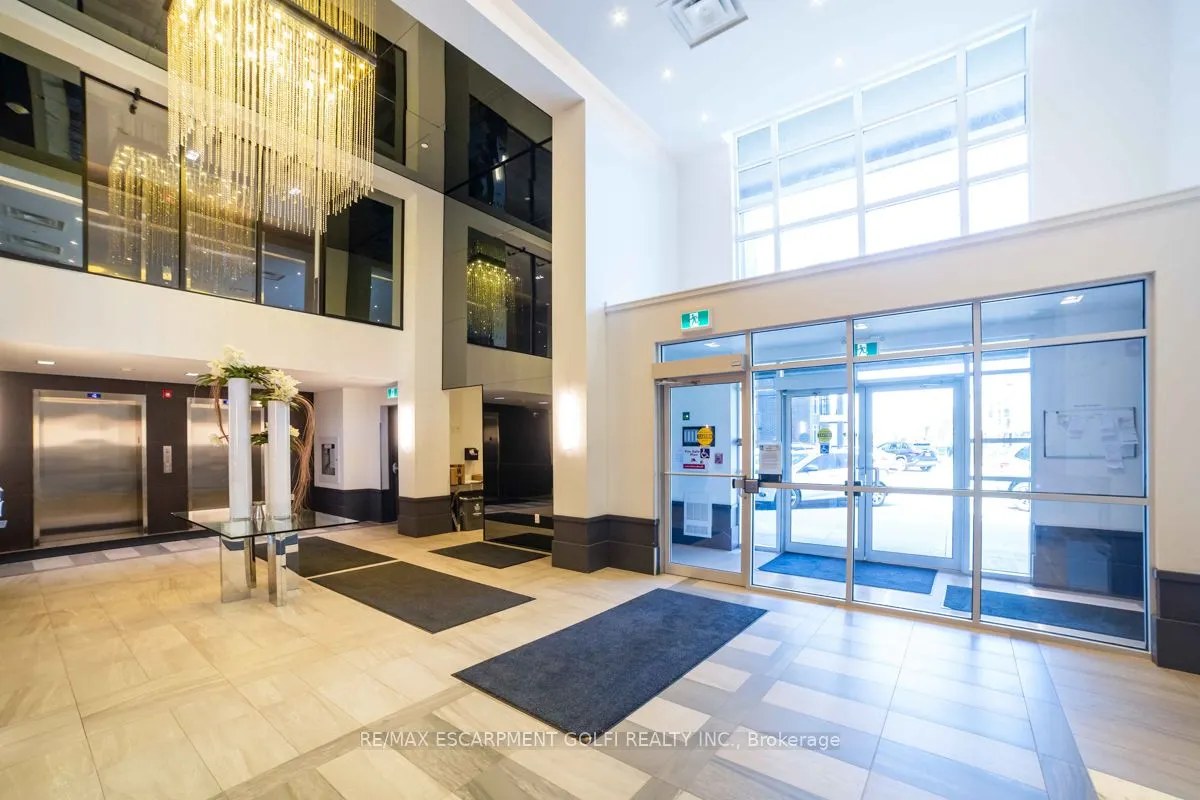 10 Concord Place, #201