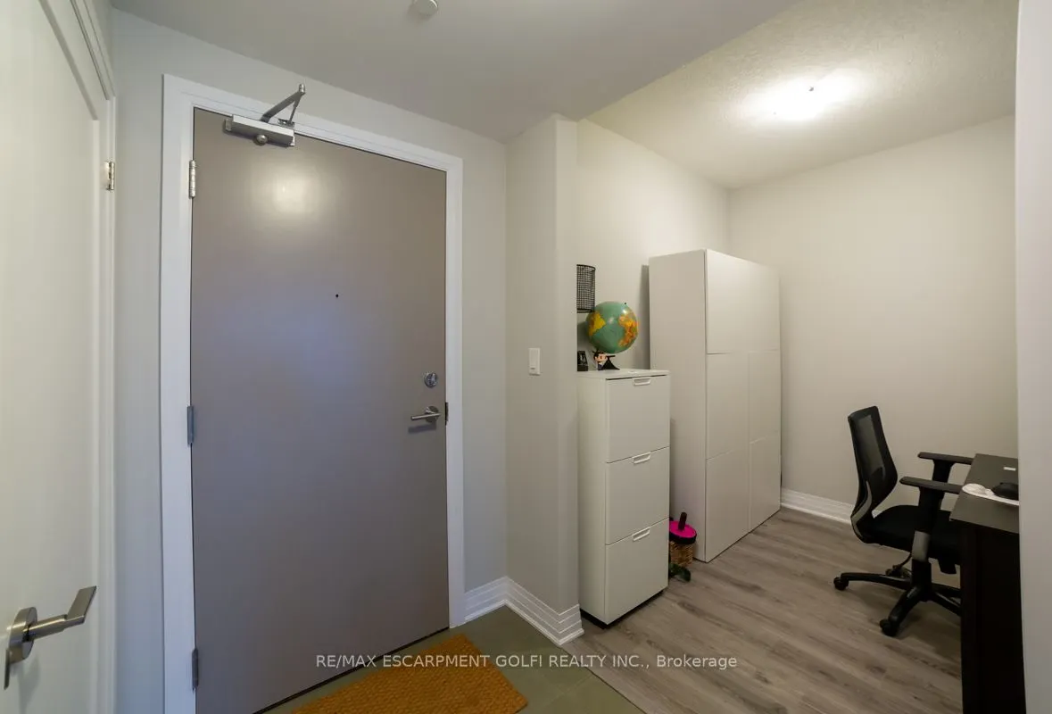 10 Concord Place, #201