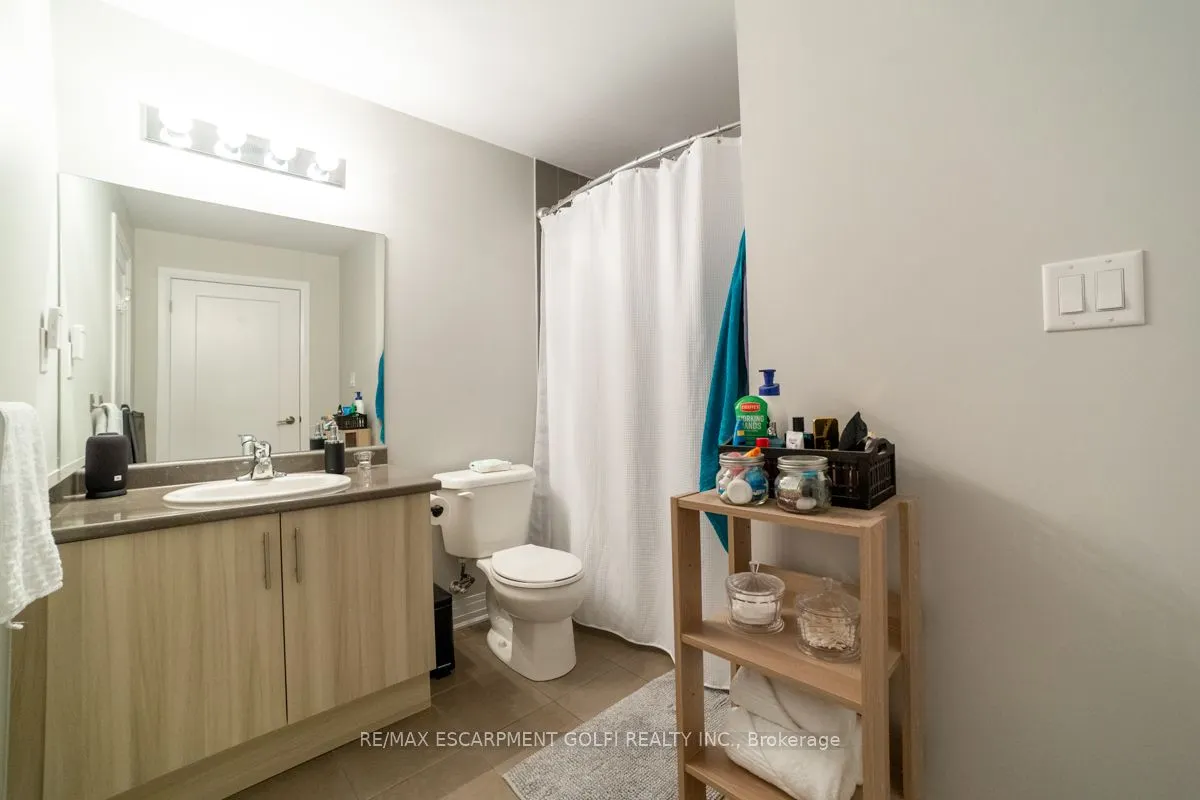 10 Concord Place, #201