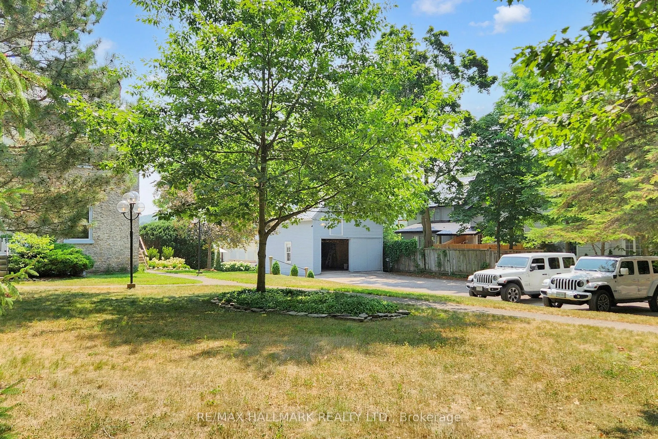 346 Picton Main Street