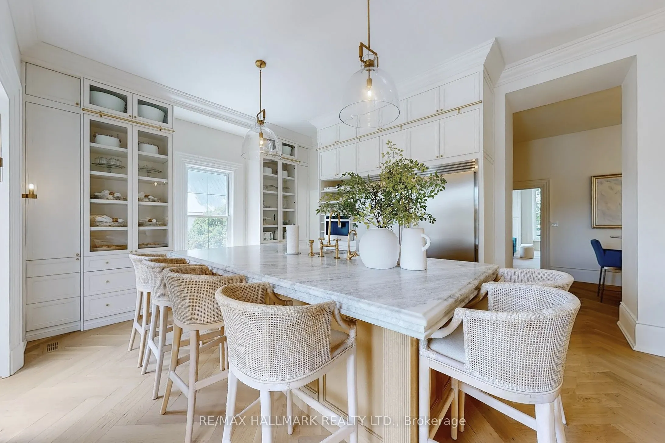 346 Picton Main Street